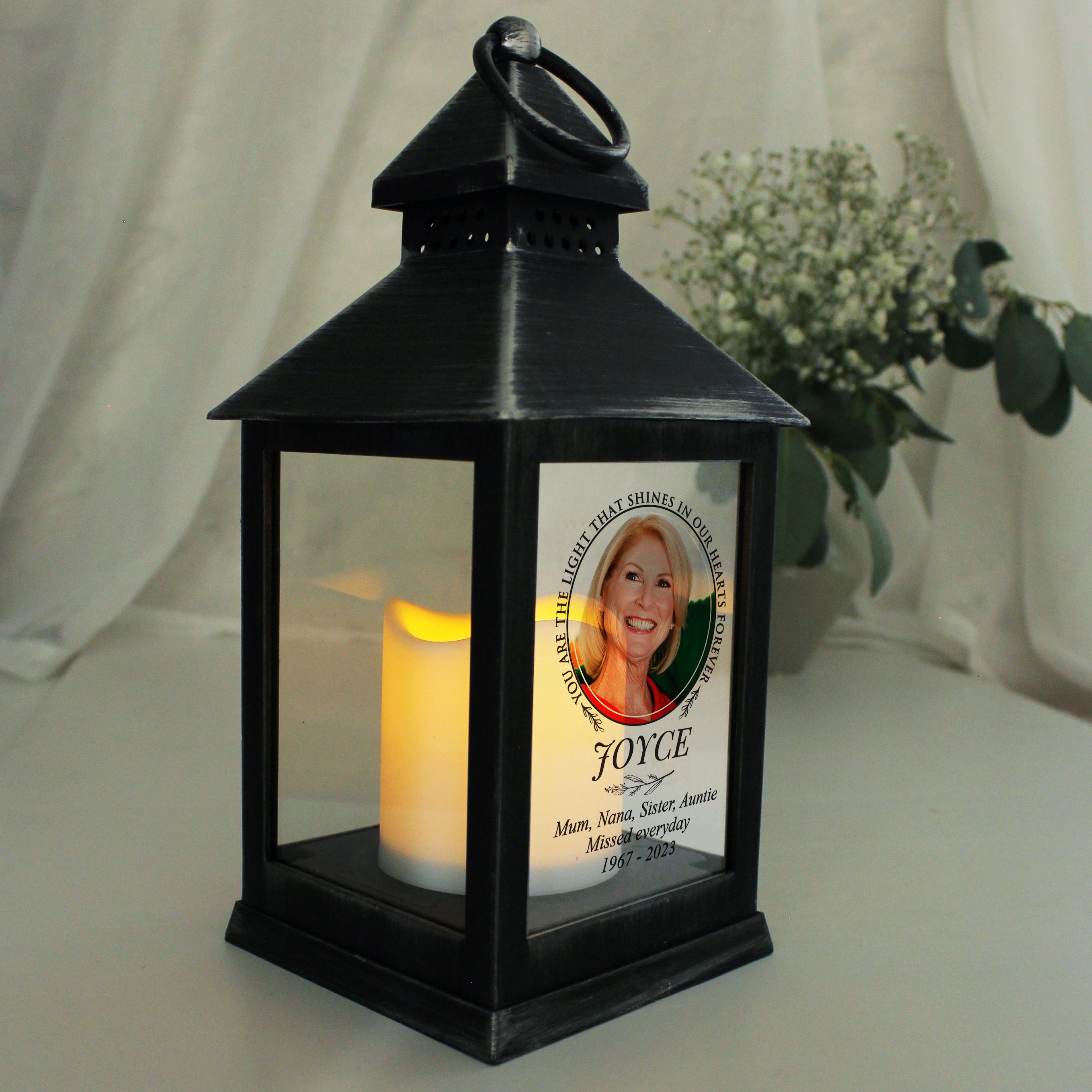 Custom Photo Upload Black Lantern - Personalized Memorial Light for Loved Ones | Heart-Shaped LED Night Light for Home Decor, Gifts & Memorial Tributes