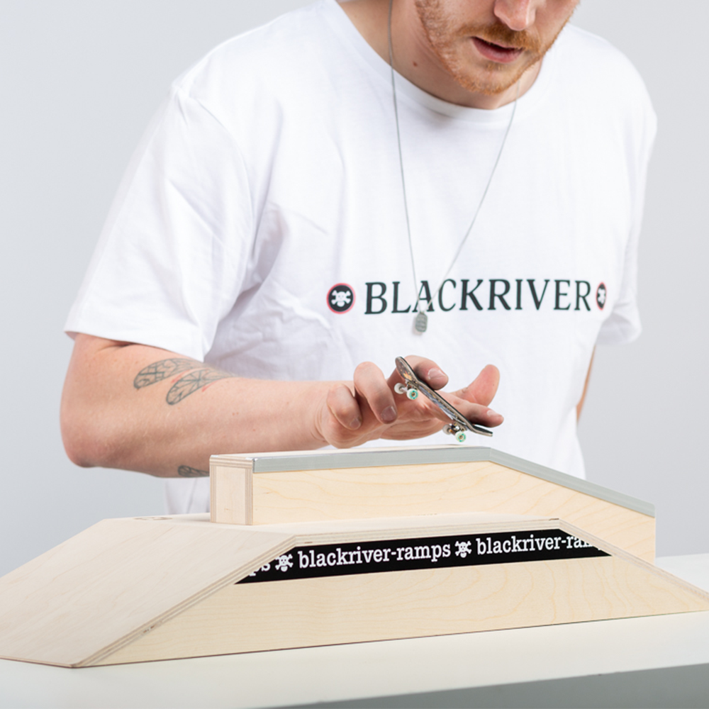 Blackriver Fingerboard Ramps & Funbox Ledge - Professional Finger Skateboard Obstacles for Tricks & Stunts | Perfect for Skateboard Training & Indoor Play