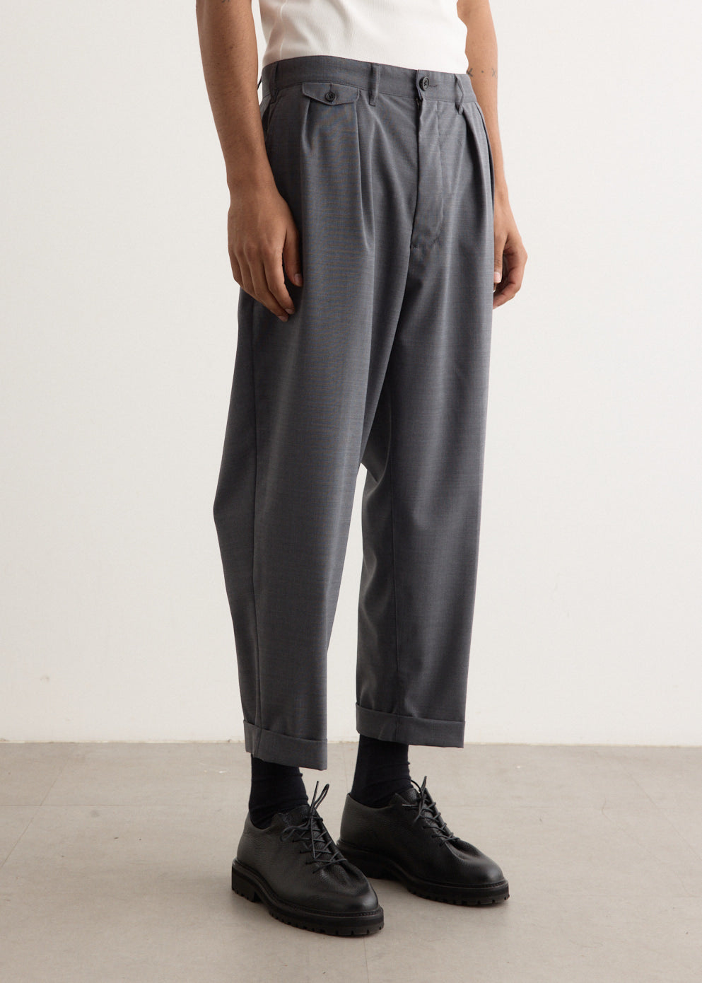 2-Pleat Wool Tropical Pants for Men - Lightweight & Breathable Summer Dress Pants for Business Casual & Office Wear