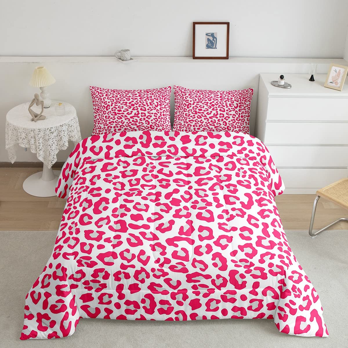 Pink Leopard Print Comforter Set Queen Size - Cheetah Bedding 3pc for Kids, Teens & Adults - Wild Animal Print Duvet Cover with 2 Pillowcases - Soft & Cozy Bedroom Decor for Girls Room, Dorm, or Master Bedroom