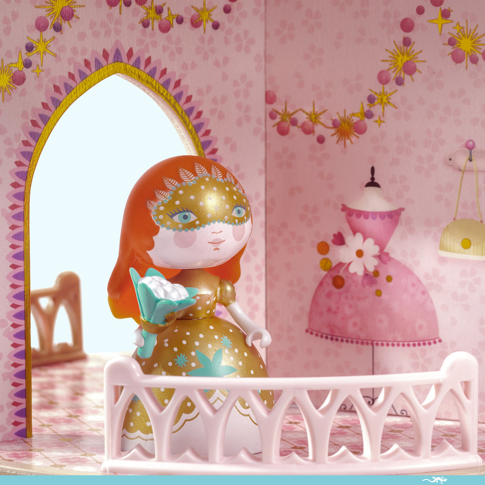 Djeco Arty Toys Princess Barbara - Creative Pretend Play Dress Up Set for Kids | Perfect for Birthday Gifts, Role Playing & Imaginative Play