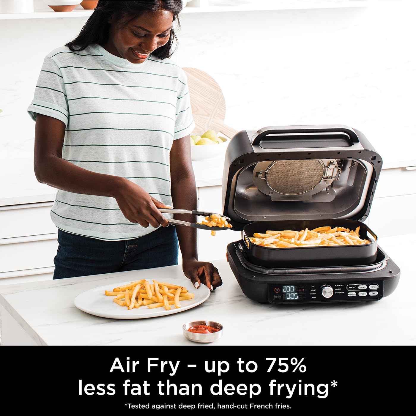 Ninja Foodi MAX PRO 7-in-1 Health Grill & Air Fryer 3.8L - Digital Cooking Probe, Flat Plate, Bake, Dishwasher Safe Parts - Silver/Black AG651UK - Perfect for Healthy Cooking, Grilling, Air Frying & Family Meals