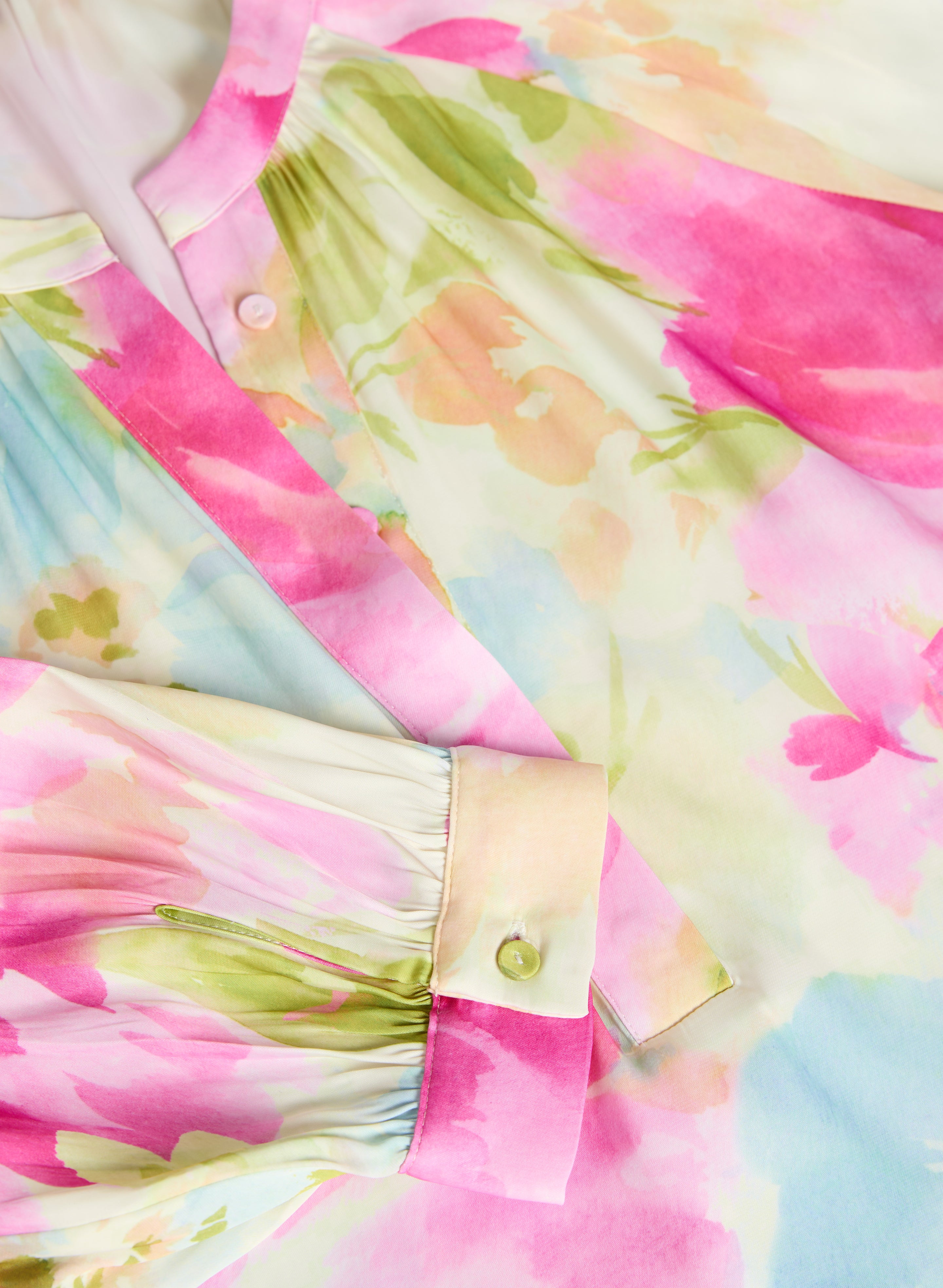 Floral Print Blouse for Women - Elegant Flowy Summer Tops with V-Neck & Short Sleeve - Perfect for Office, Date Night & Vacation Outfits