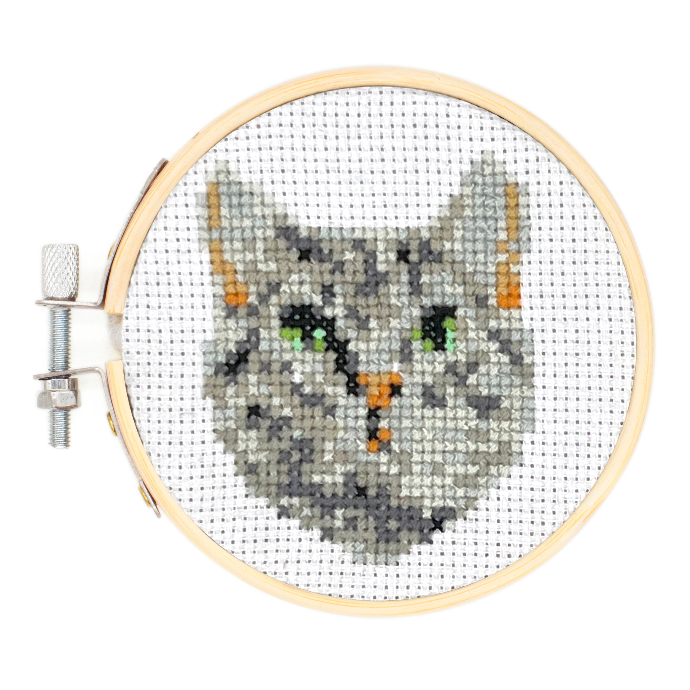 Tabby Cat Mini Cross Stitch Embroidery Kit for Beginners - DIY Handmade Craft Kit with Pattern, Thread & Needle - Perfect for Home Decor, Gifts & Relaxation