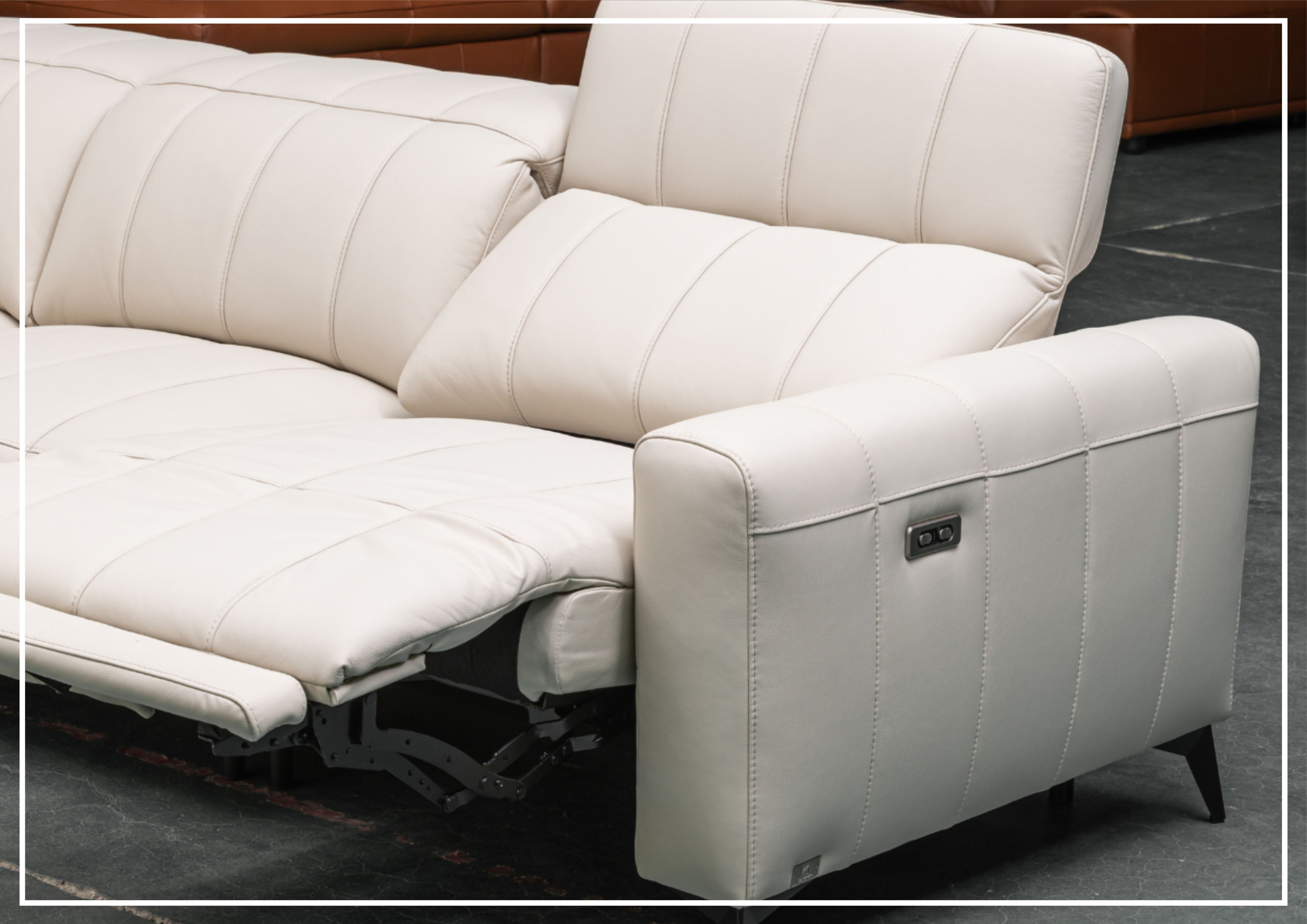 Klaussner Capri 3-Seater Beige Leather Power Reclining Sofa - Modern Living Room Furniture for Home Theater & Relaxation