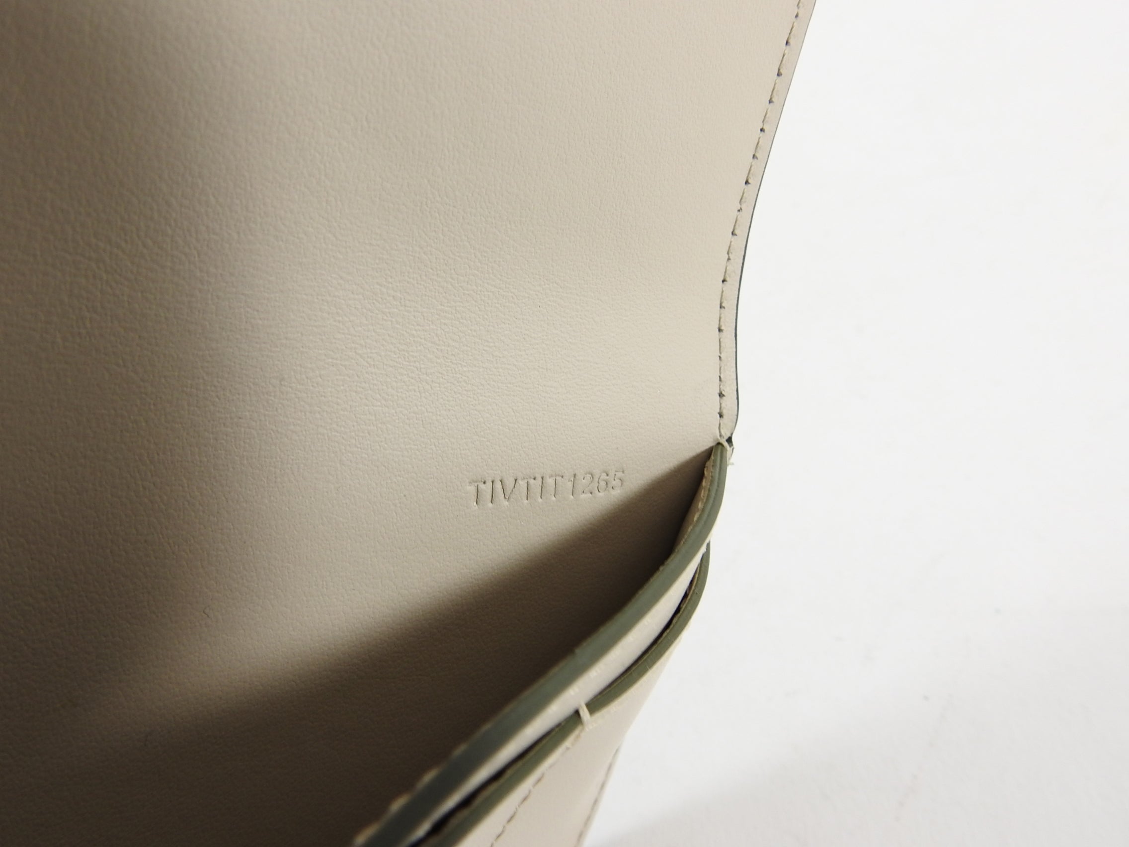 Burberry Olive Green Leather Phone Wallet Case - Luxury RFID Blocking Card Holder for iPhone & Samsung - Perfect for Travel, Shopping & Everyday Use
