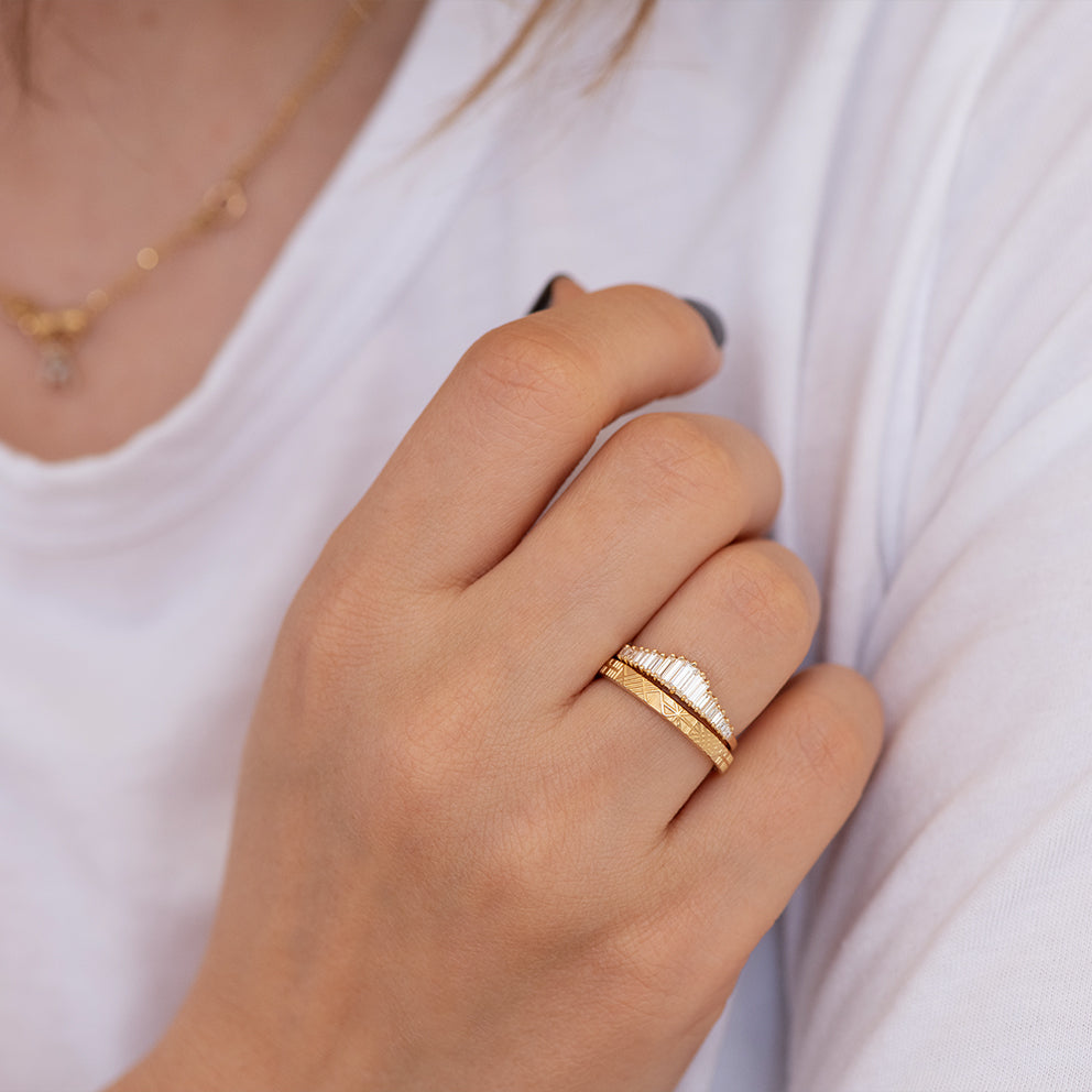 Baguette Diamond Wedding Ring Set for Women - Elegant Bridal Jewelry for Engagement & Anniversary Gifts - Perfect for Proposals, Weddings & Special Occasions