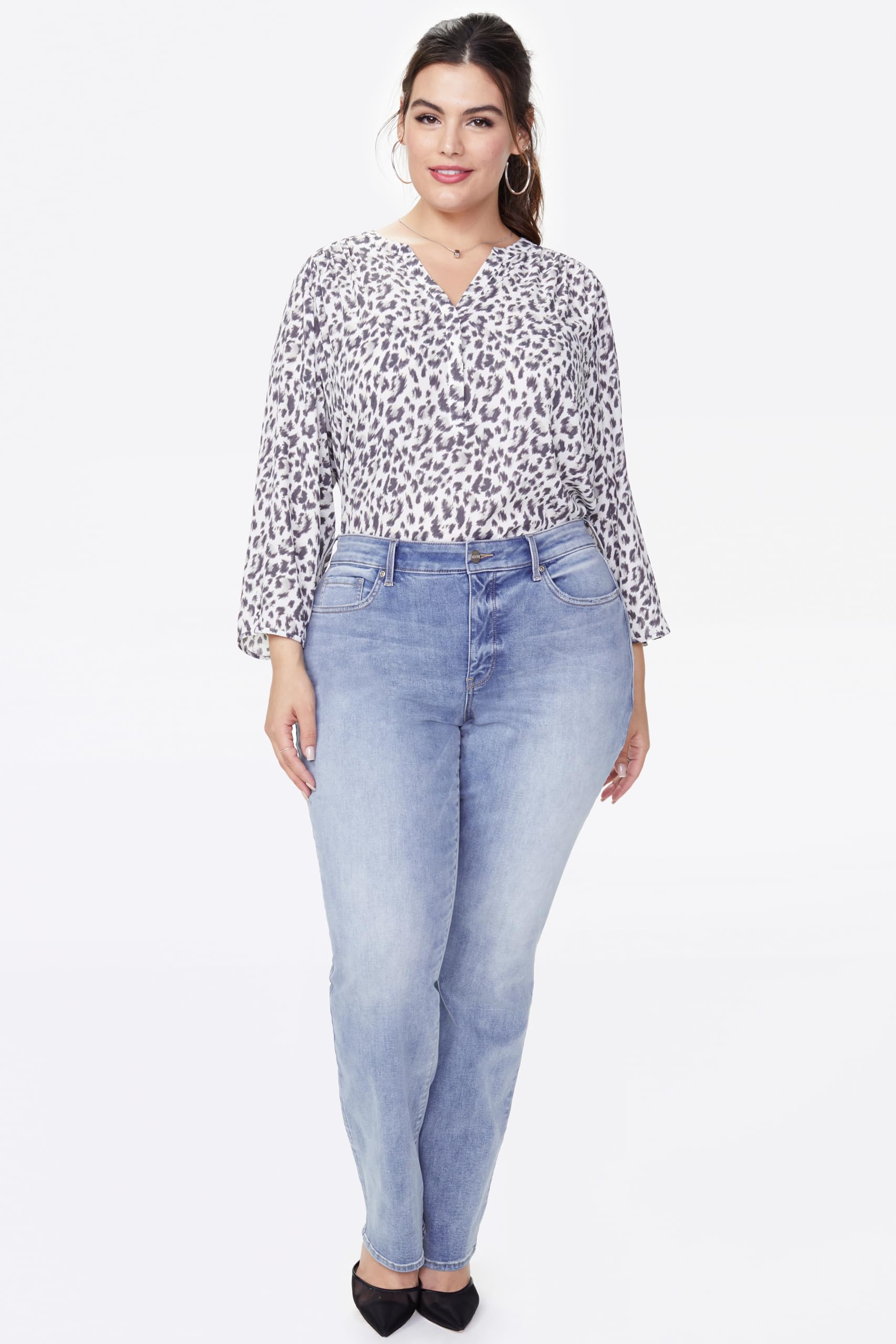 NYDJ Women's Plus Size Marilyn Straight Leg Jeans - Comfortable Stretch Denim Pants for Curvy Figures | Perfect for Casual Wear, Office & Everyday Outfits