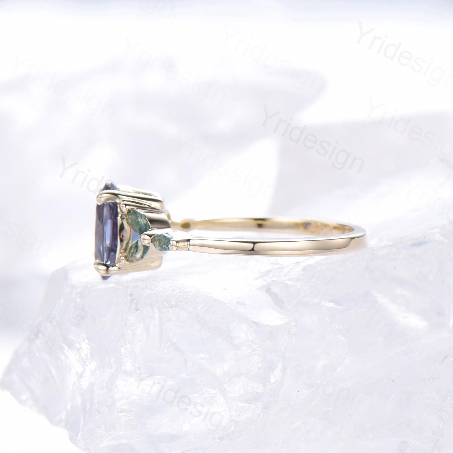 1.5CT Oval Cut Alexandrite & Marquise Green Moss Agate Art Deco Engagement Ring in 14K Yellow Gold - Women's Promise, Anniversary & Bridal Jewelry Gift for Weddings, Proposals & Special Occasions