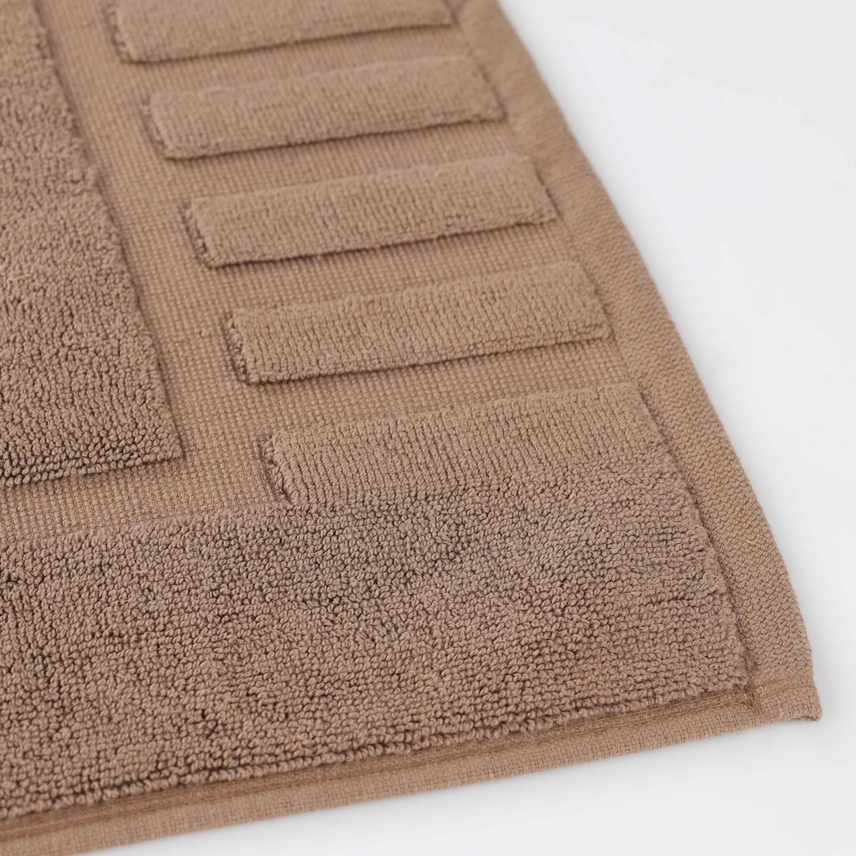 Premium Cotton Modern Geometric Border Bath Mat Set of 2 - Ultra Absorbent, Non-Slip, Quick Dry Bathroom Rug for Bath, Shower & Vanity Area