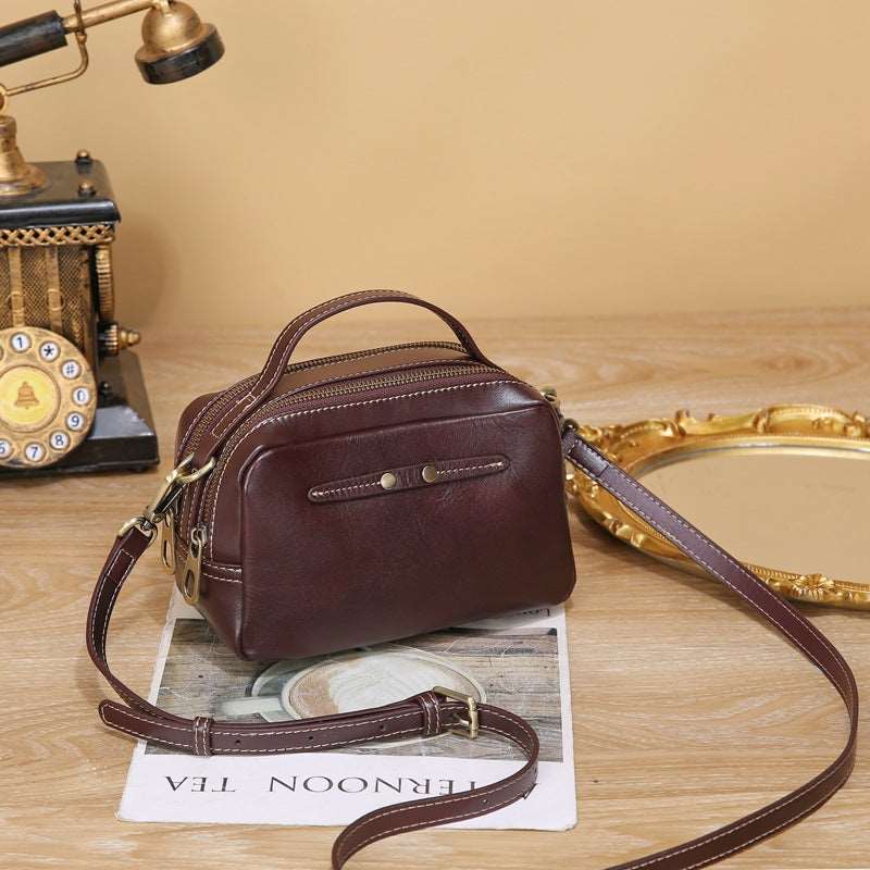 Luxury Designer Leather Handbag for Women - Fashionable Crossbody Purse with Adjustable Strap, Perfect for Work, Travel & Evening Out
