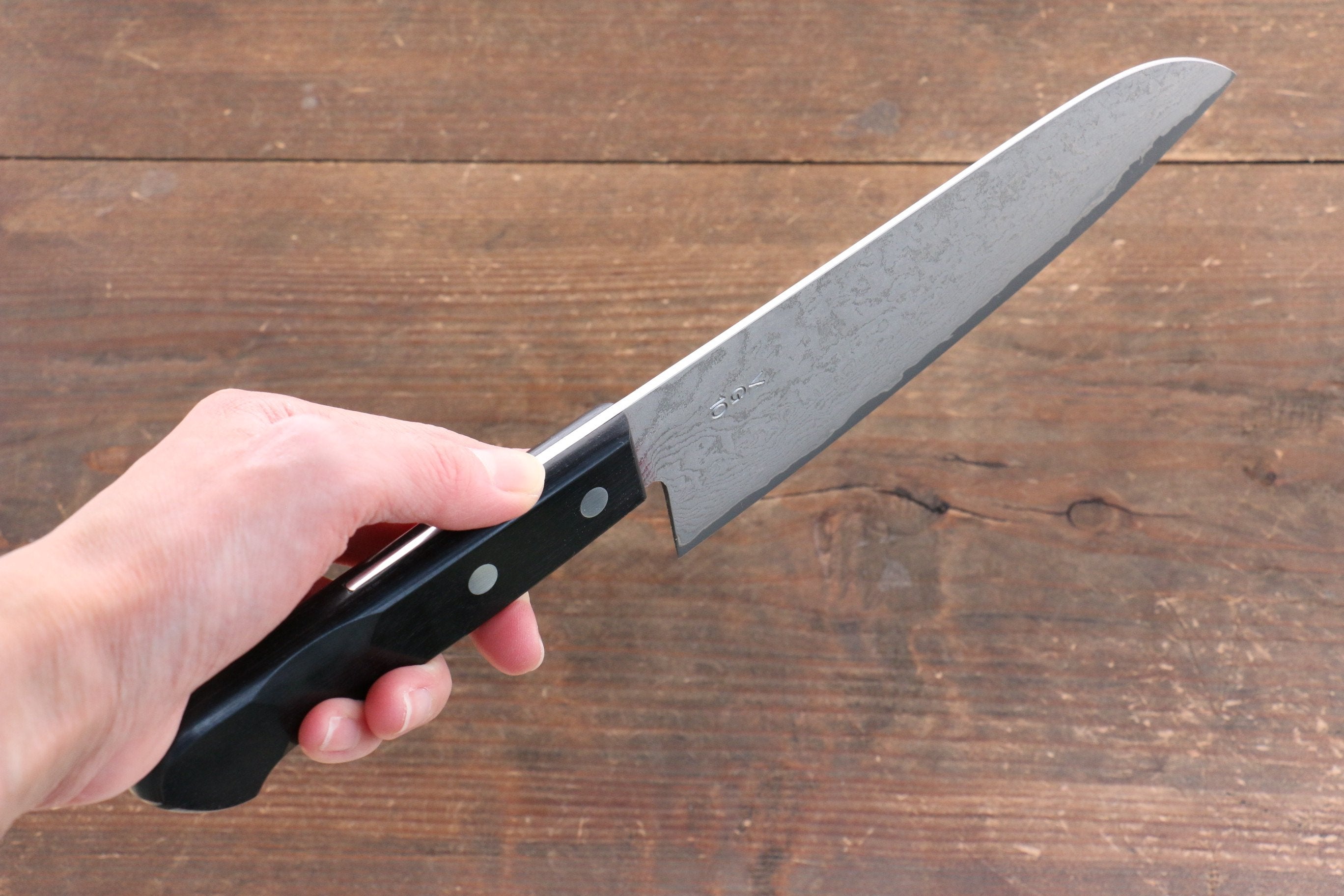Nao Yamamoto VG10 Black Damascus Santoku Knife 180mm - Japanese Chef Knife with Black Pakkawood Handle - Perfect for Slicing, Dicing, and Chopping Vegetables, Meat, and Fish