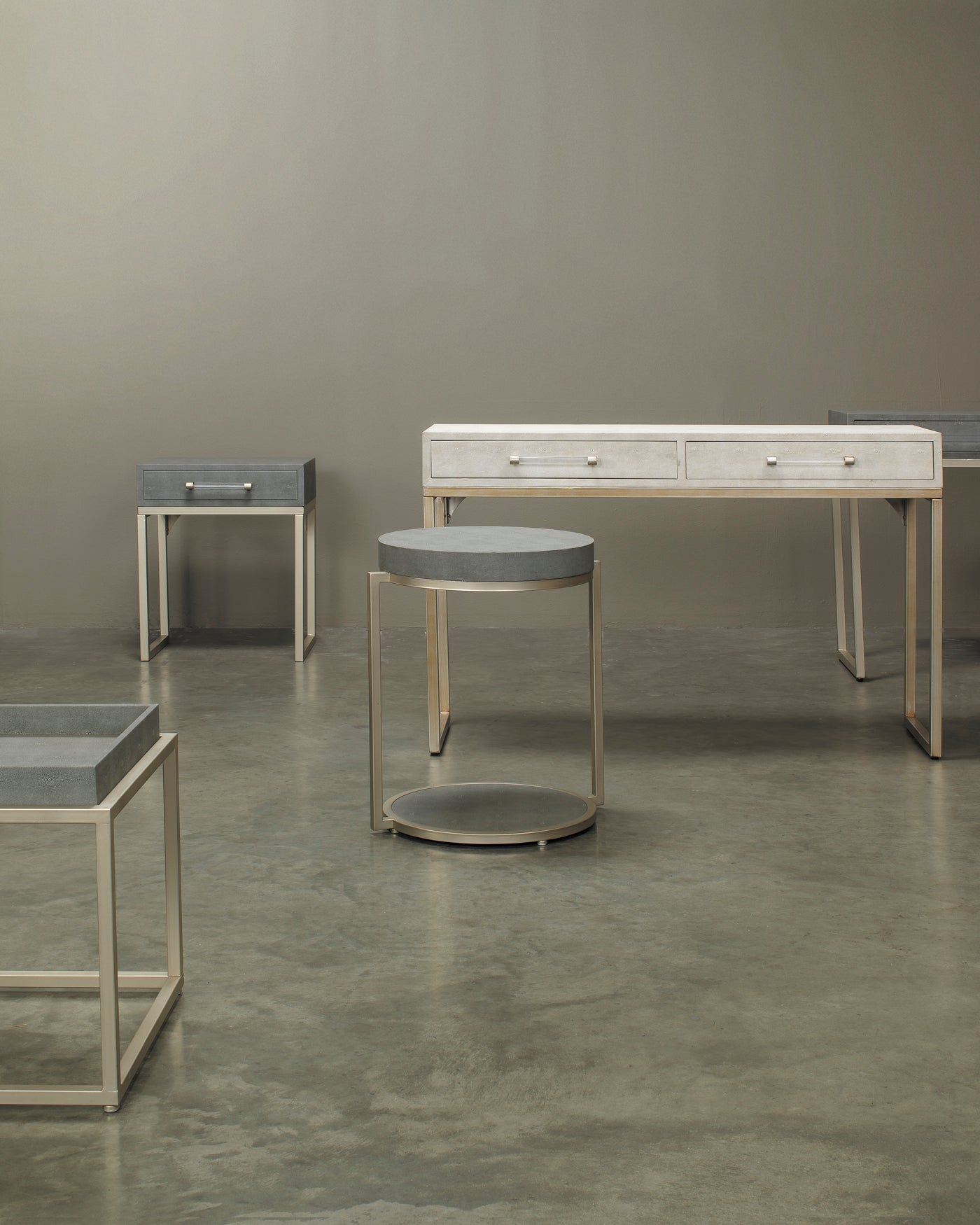 Chester Round Side Table Grey - Modern End Table for Living Room, Bedroom, or Office - Perfect for Coffee, Books, and Decor