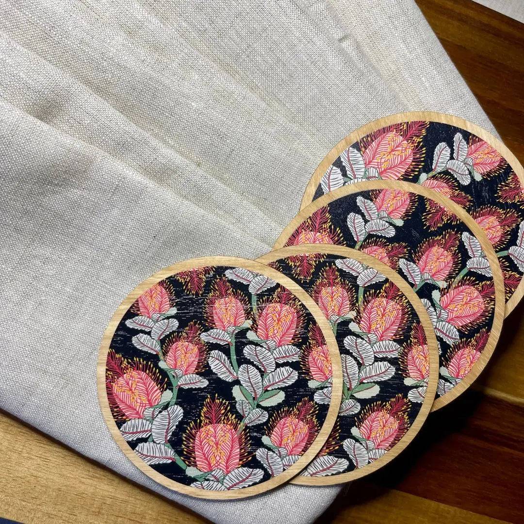 Elegant Coral Banksias Coaster and Napkin Set - 6-Piece Tableware for Dining, Entertaining, and Home Decor - Perfect for Dinner Parties, Weddings, and Gifts