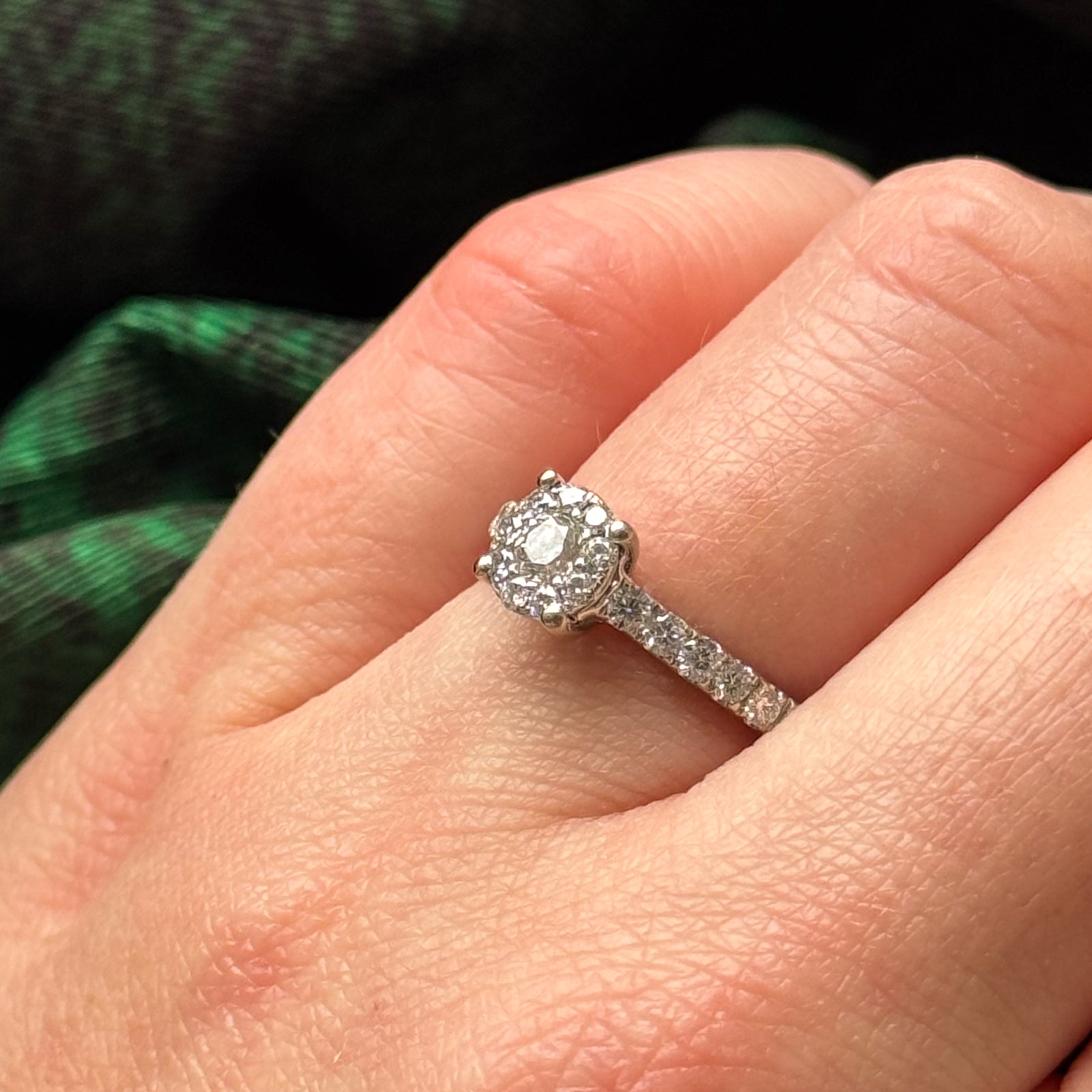 0.73ctw Diamond Halo Engagement Ring - Size 5.5 | Gorgeous Wedding Band for Brides & Anniversary Gift | Perfect for Proposals, Weddings & Special Occasions