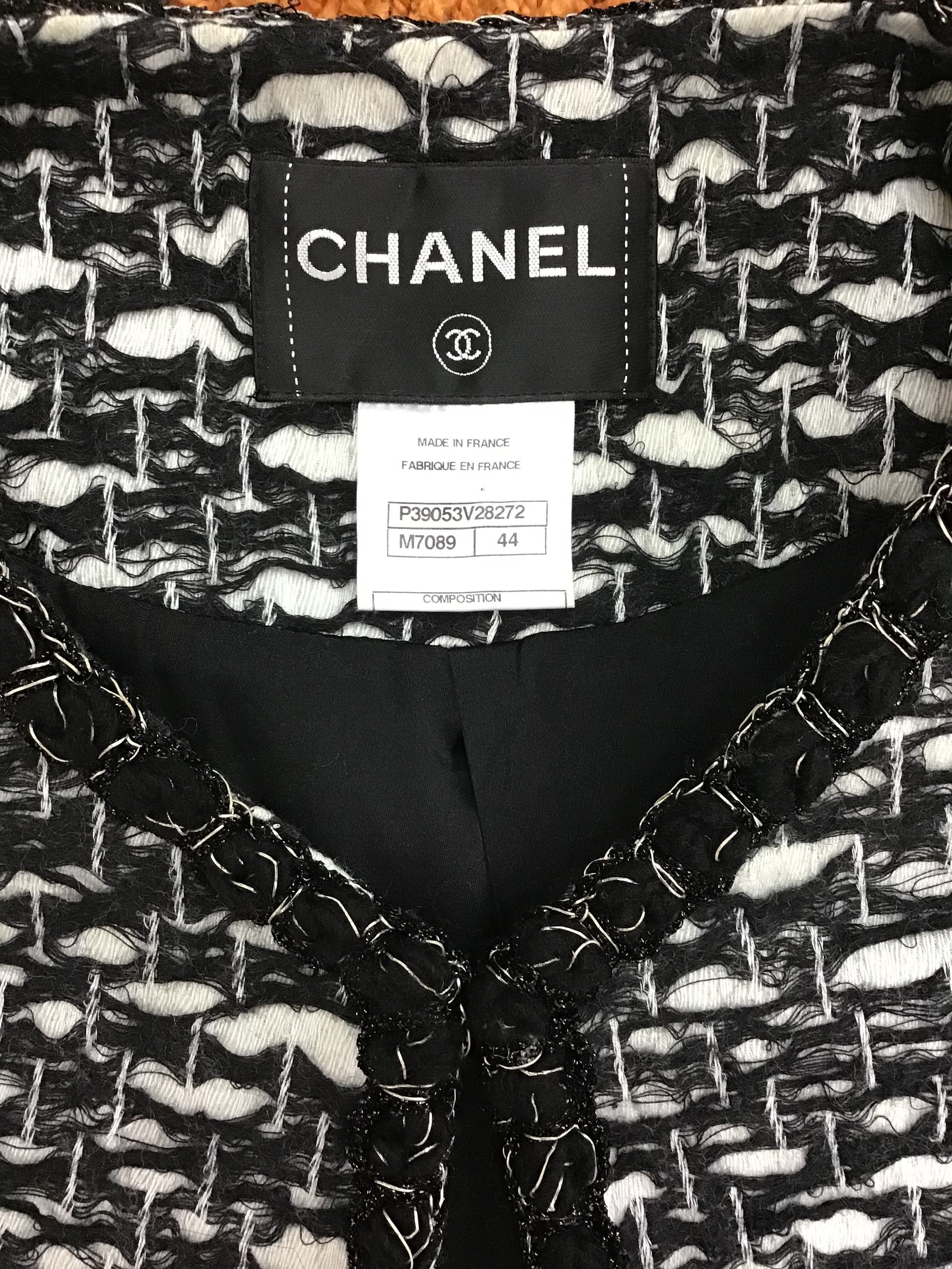 Chanel Wool Jacquard Jewel Neckline Jacket for Women - Size M | Luxury Designer Coat for Fall & Winter | Perfect for Office, Parties & Special Occasions