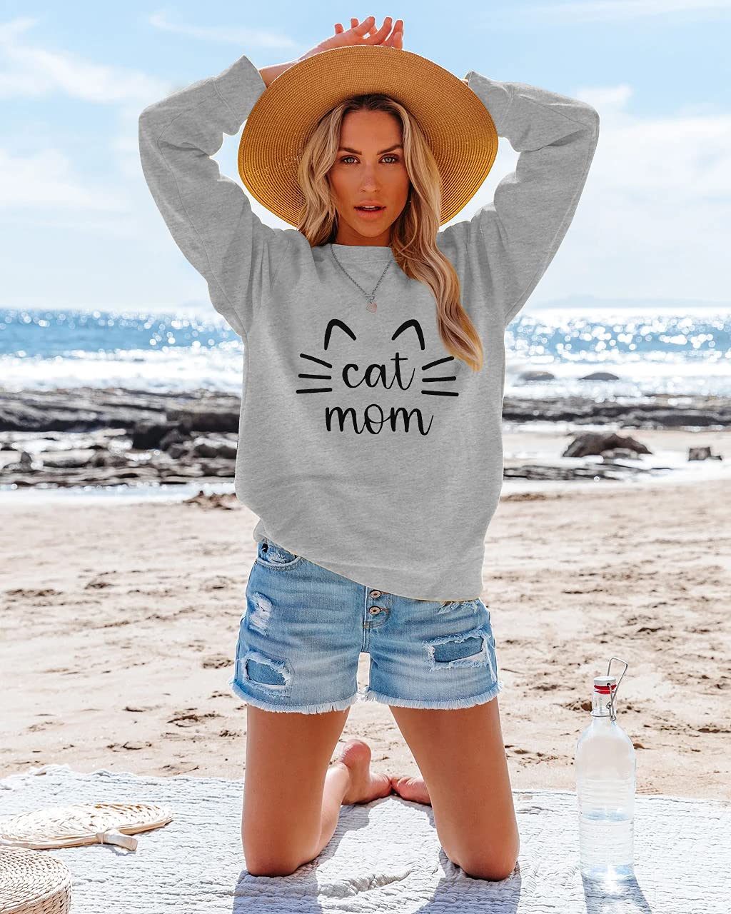 Women's Cat Mom Sweatshirt - Cute Cat Mama Long Sleeve Graphic T-Shirt Top | Perfect for Mother's Day Gifts, Cat Lovers & Casual Wear