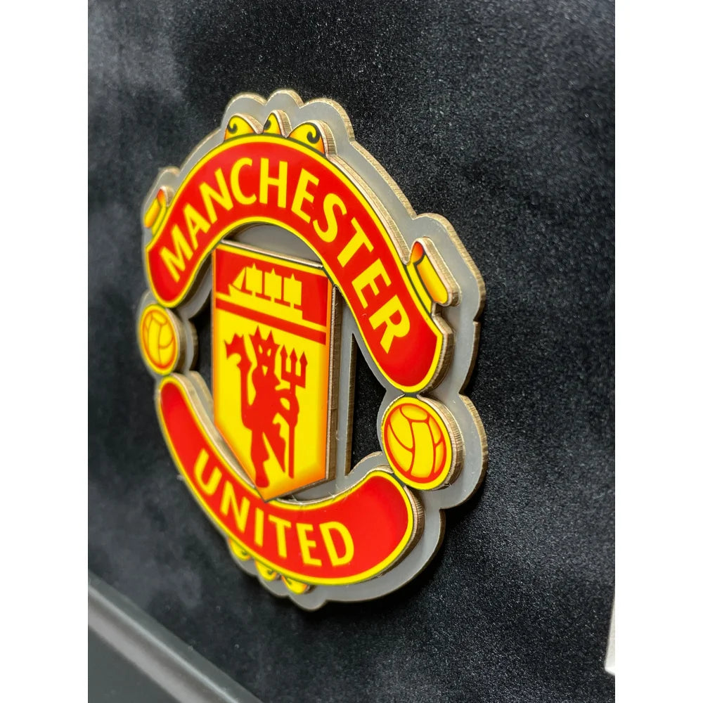 Authentic Cristiano Ronaldo Autographed Manchester United 11x14 Framed Photo with Beckett COA - Perfect for Soccer Fans, Man U Collectors & Sports Memorabilia Displays