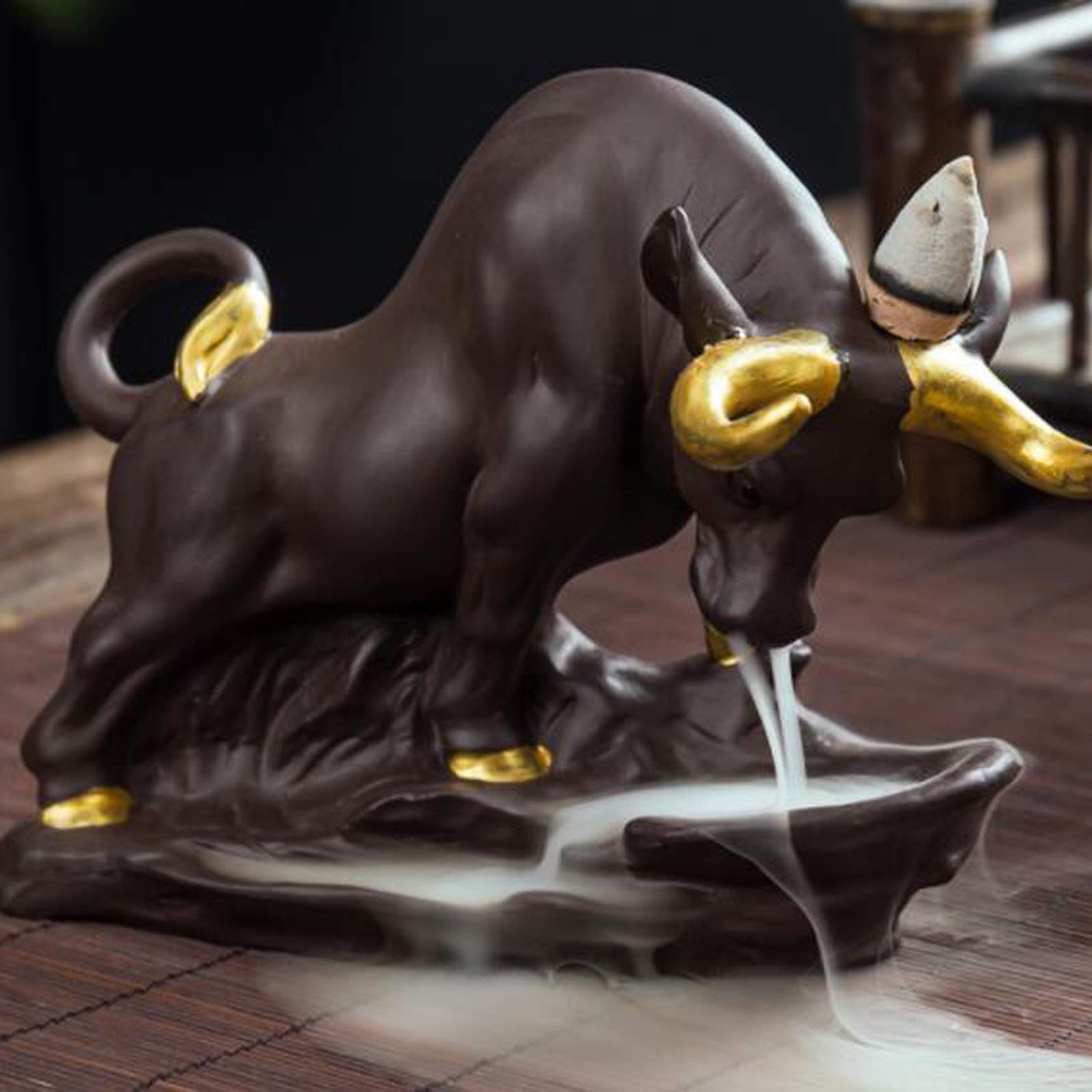 Premium Backflow Incense Burner - Lucky Bull Design for Aromatherapy, Home & Office Décor | Handcrafted Ceramic Incense Holder for Meditation, Yoga, and Relaxation | Perfect Gift for Feng Shui & Zen Lovers