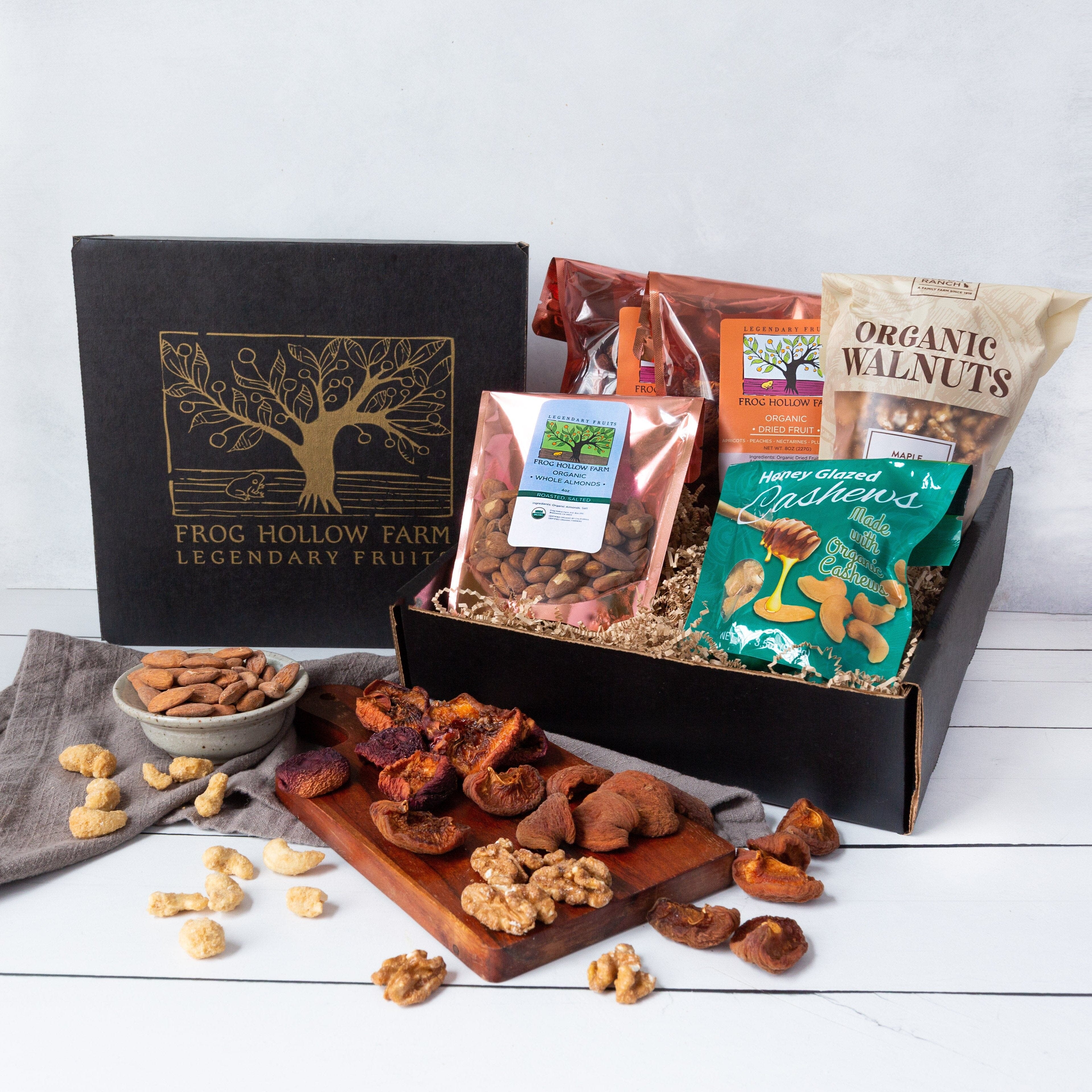 Premium Dried Fruit & Nut Gift Box - Healthy Snack Mix with Almonds, Cashews, Apricots & Cranberries - Perfect for Office Snacks, Travel & Holiday Gifting
