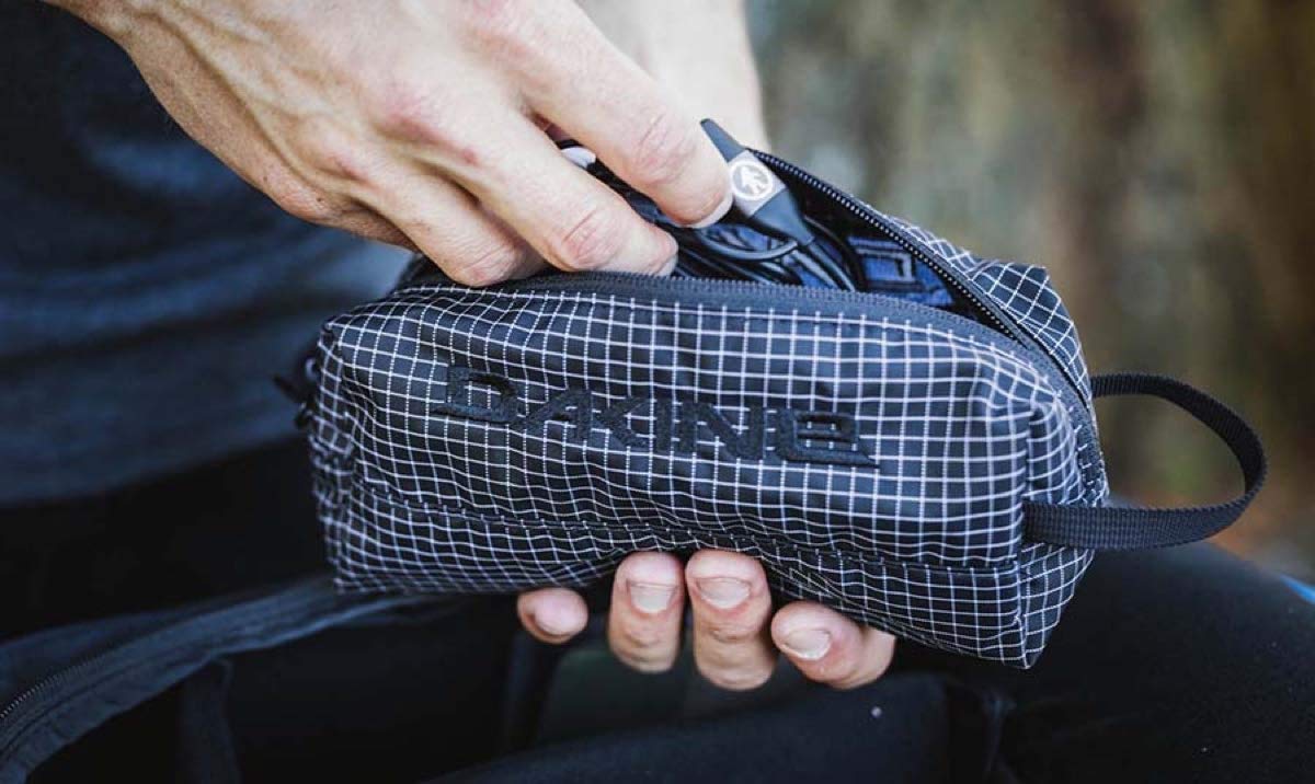 Dakine Accessory Pencil Case - Durable & Stylish School Pouch for Boys & Girls - Perfect for University, Office & Travel Organization