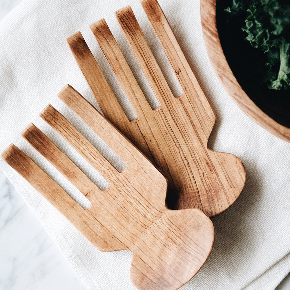 Premium Olive Wood Salad Claws - Natural Wooden Serving Utensils for Tossing, Mixing & Serving Fresh Salads - Perfect for Kitchen, BBQ & Dinner Parties