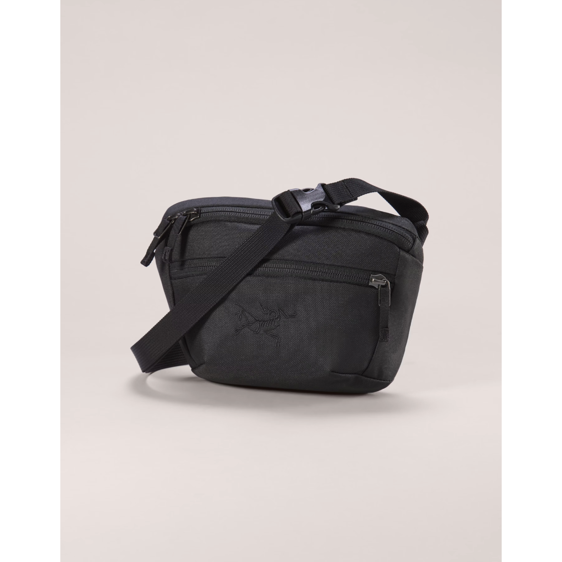 Arc'teryx Mantis 1 Waist Pack - Lightweight & Durable Fanny Pack for Hiking, Travel & Everyday Use | Water-Resistant & Adjustable Belt | Perfect for Outdoor Adventures & Commuting