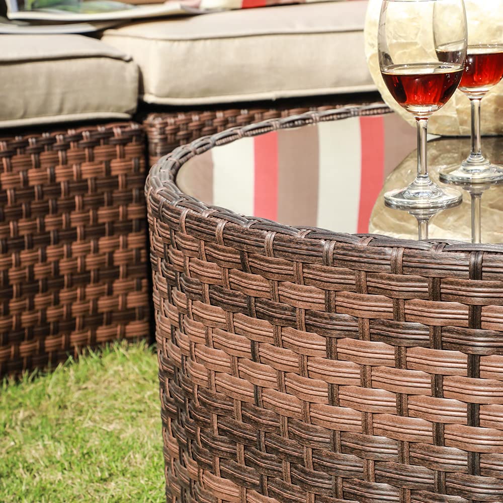 Round Outdoor Coffee Table with Tempered Glass Top - Rattan PE Resin Wicker Patio Side Table in Brown - Perfect for Garden, Balcony, and Poolside Relaxation