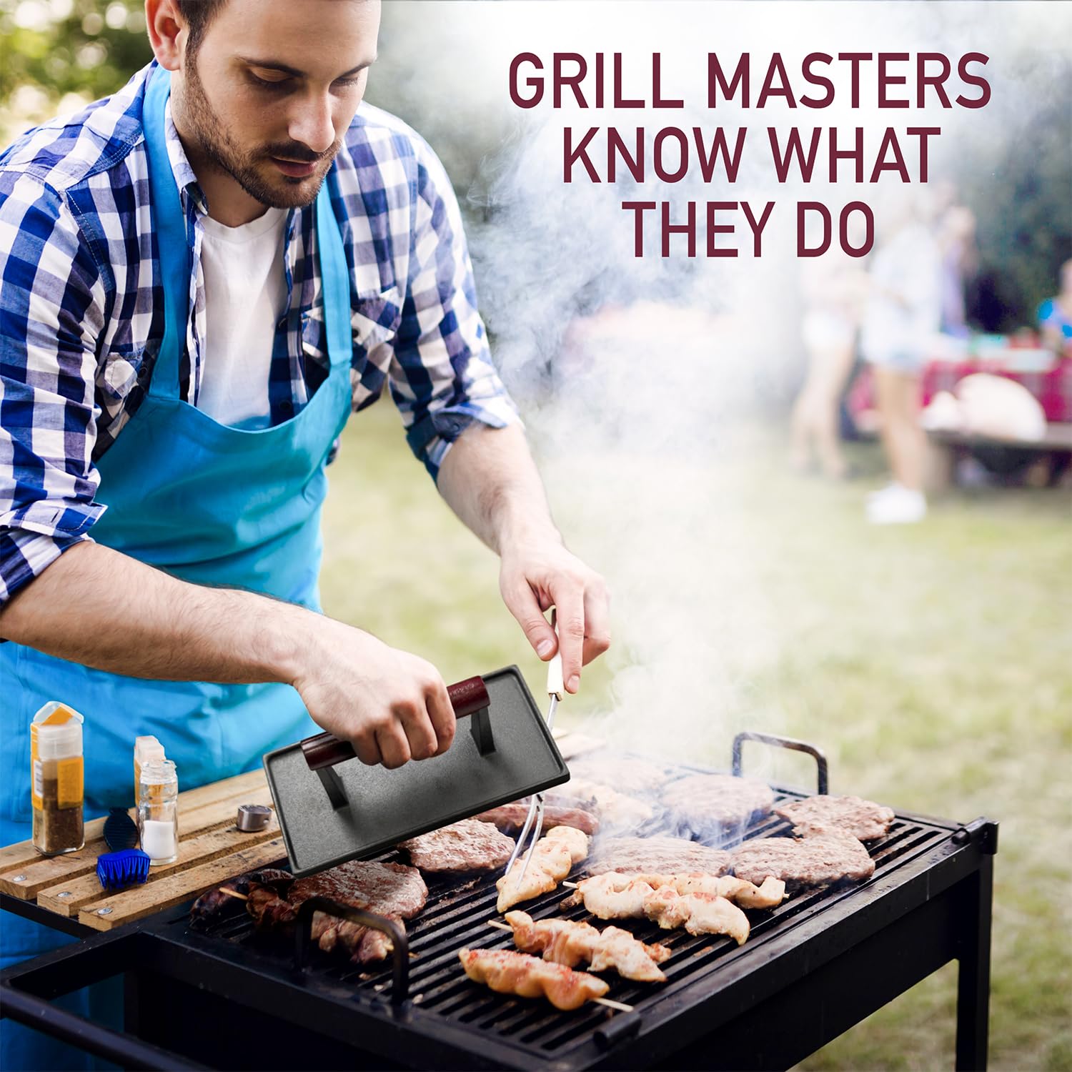 Heavy Duty Cast Iron Grill Press - 8 x 4 Inch Griddle Weight with Cool-Touch Wood Handle - Pre-Seasoned Non-Stick Steak Press for Burgers, Paninis & Sandwiches - Perfect for BBQ, Grilling & Indoor Cooking