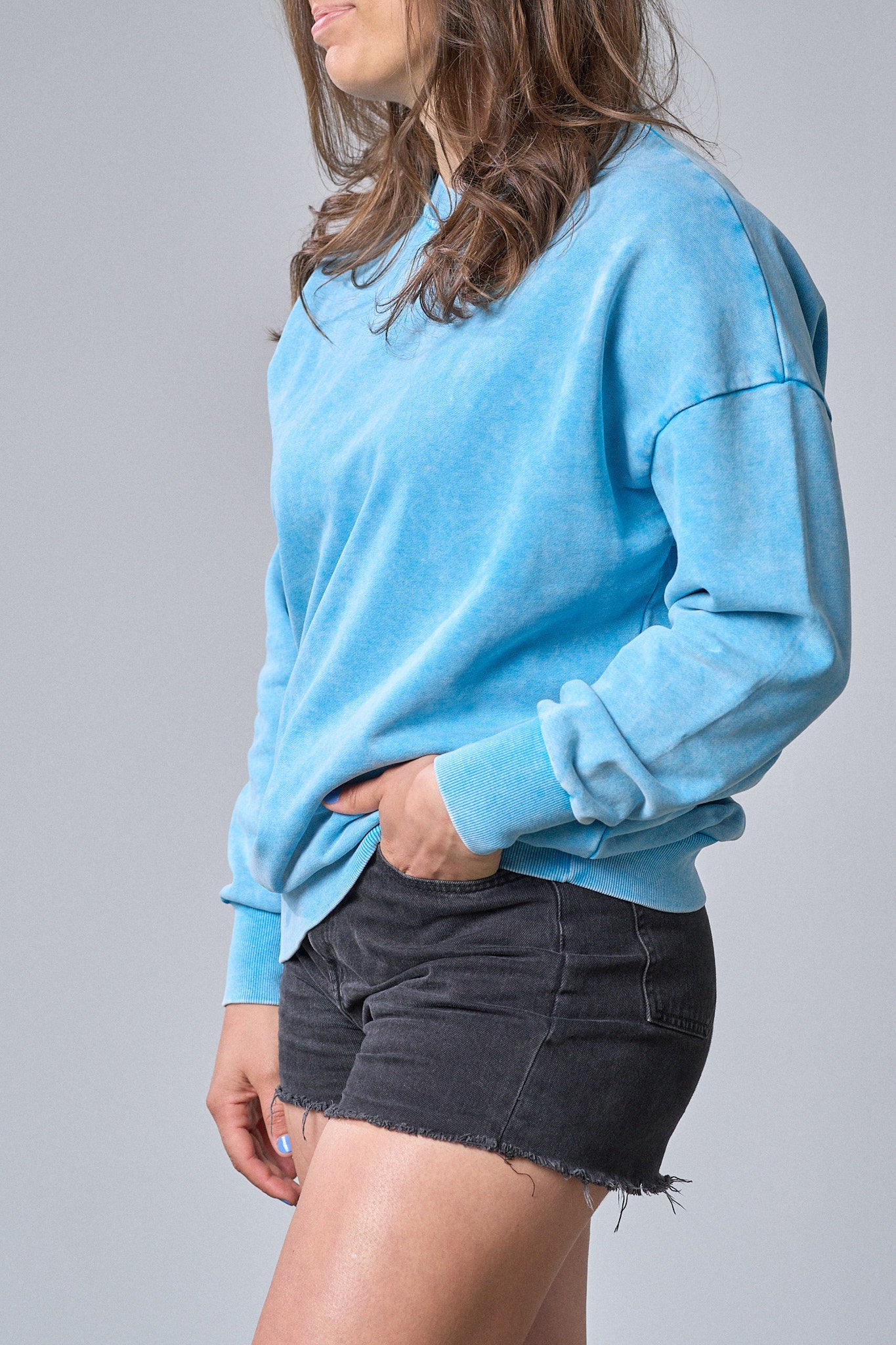 Premium Washed Cotton Crewneck Sweatshirt for Men & Women - Soft Electric Blue Pullover | Casual Comfort Wear for Everyday & Lounge