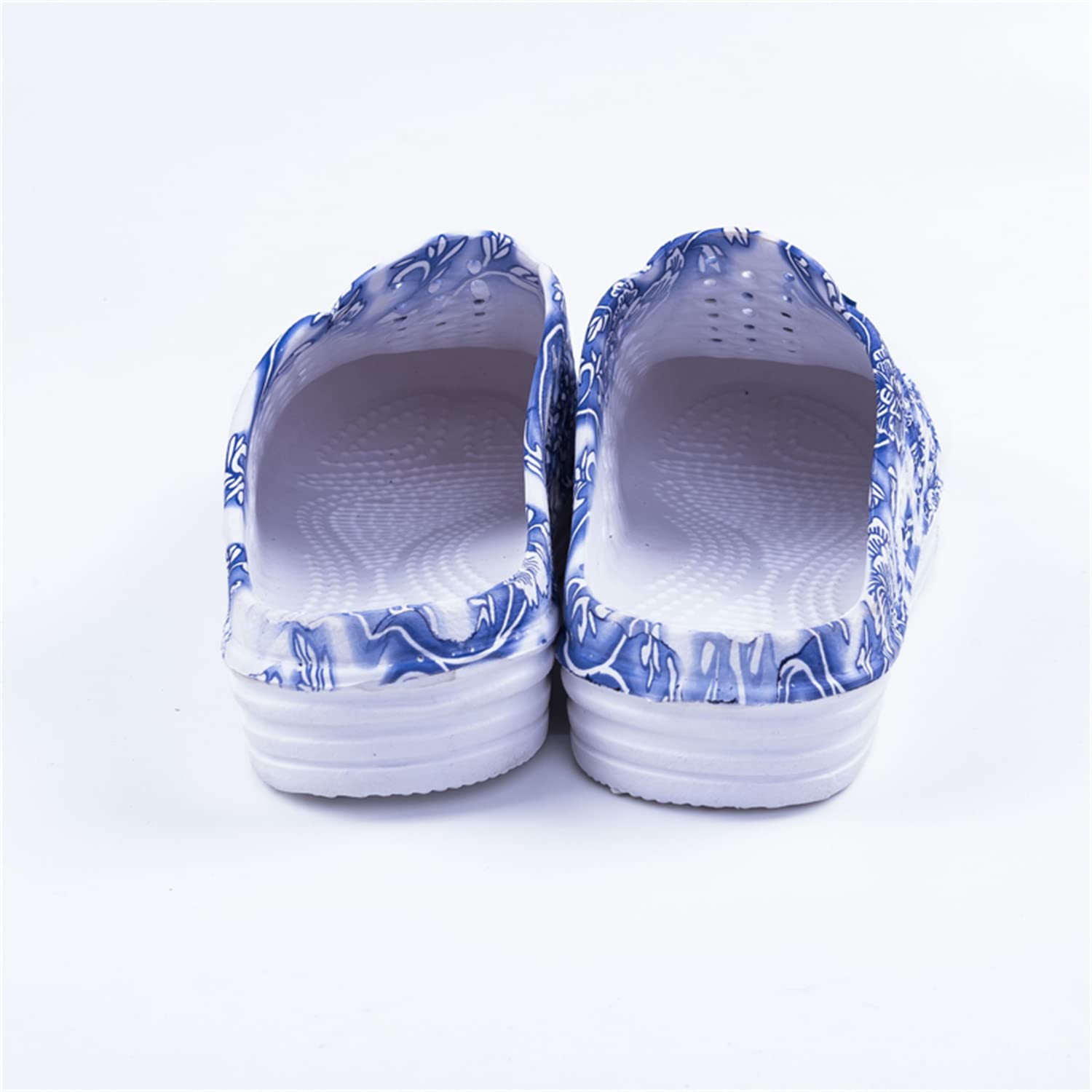 **Women's Breathable Garden Clogs - Non-Slip Bath & Beach Water Shoes - Comfortable Slippers for Walking, Home, Travel & Outdoor Activities**    *(Use for gardening, beach trips, poolside lounging, quick errands, and indoor/outdoor relaxation!)*