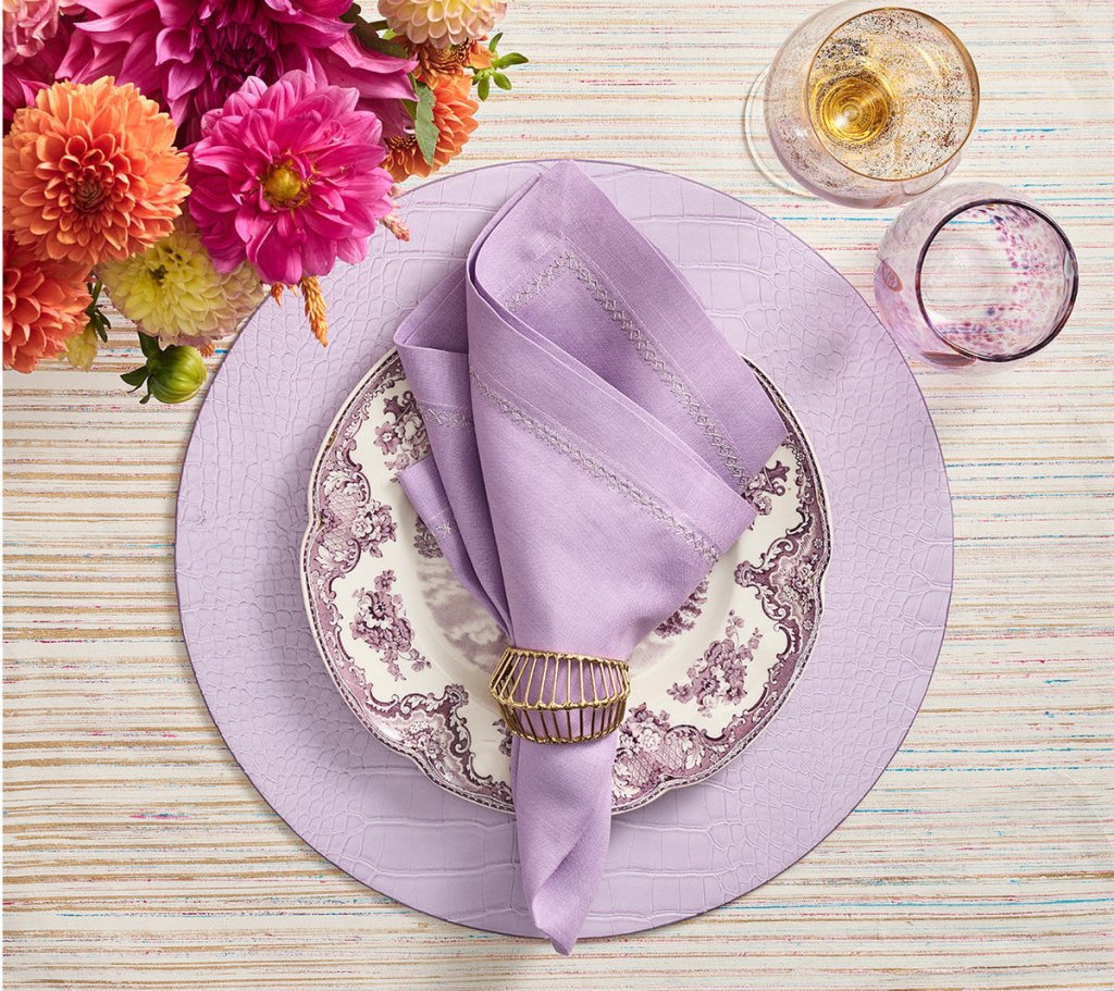 Vibrant Crocodile Print Placemats Set of 4 - Waterproof & Heat Resistant Dining Table Mats for Everyday Use, Dinner Parties & Home Decor