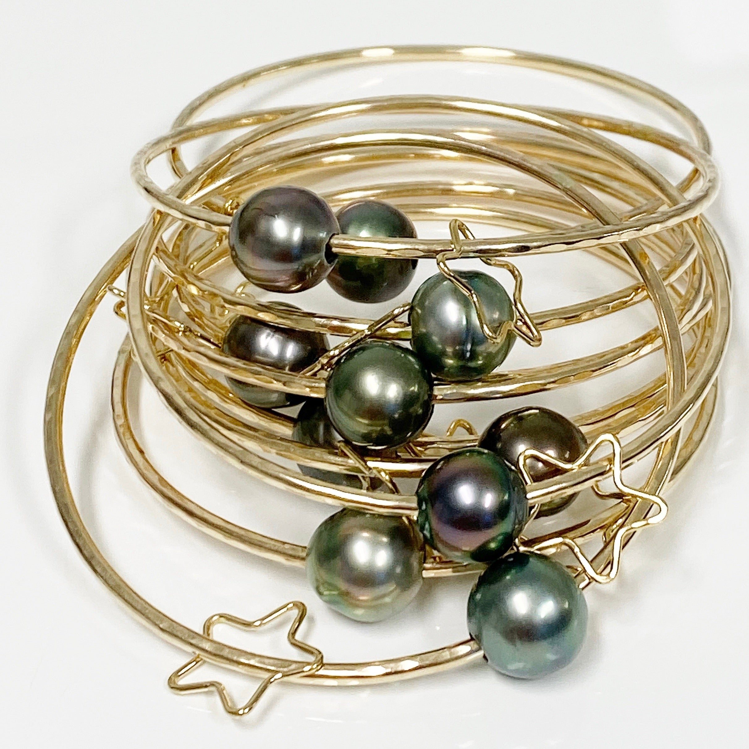 Elegant Star Charm Bangle with Genuine Tahitian Pearl (B435) - Perfect for Weddings, Parties & Special Occasions