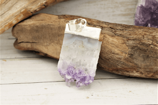 Natural Amethyst Slice Pendant Necklace with Silver Foil Dipping - Elegant Crystal Jewelry for Women, Perfect for Spiritual Healing, Meditation & Boho Fashion