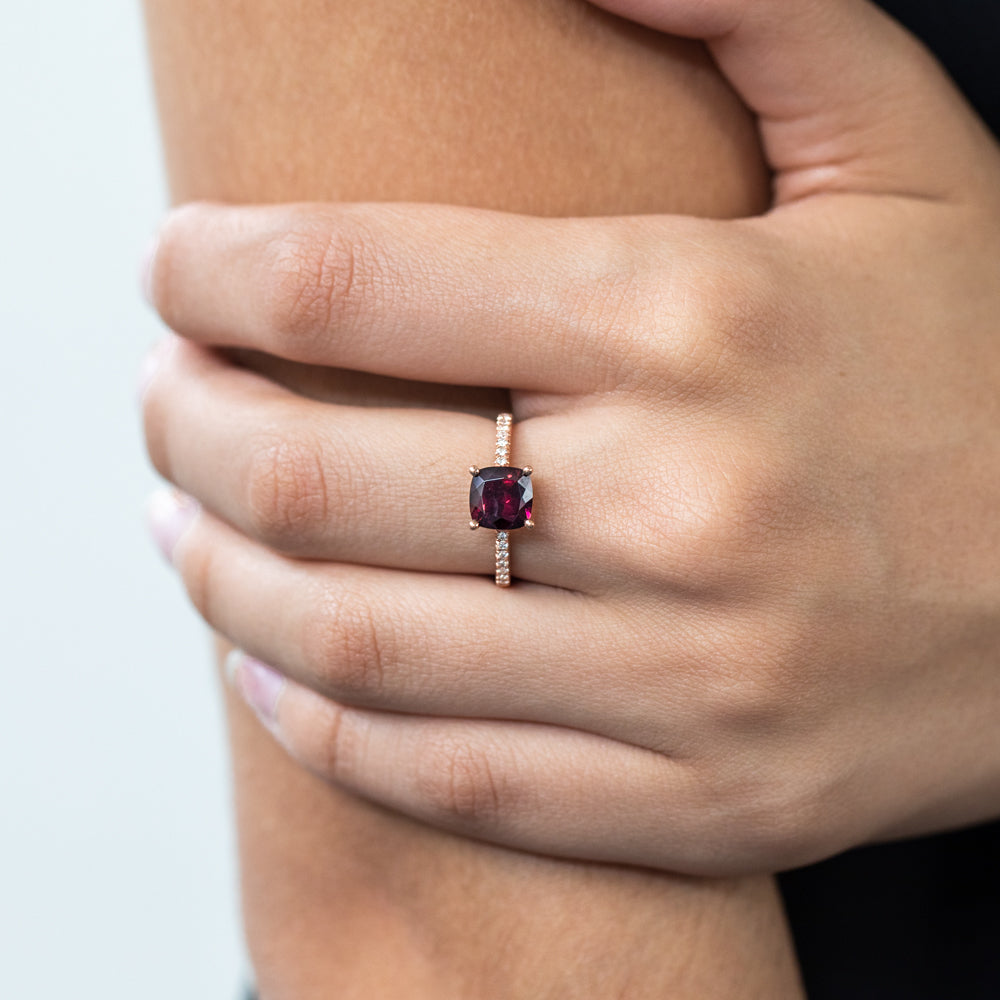 9ct Rose Gold 7mm Cushion Cut Rhodolite Garnet Ring with 0.11ct Diamonds - Elegant Jewelry for Women, Perfect for Engagement, Anniversary & Special Occasions