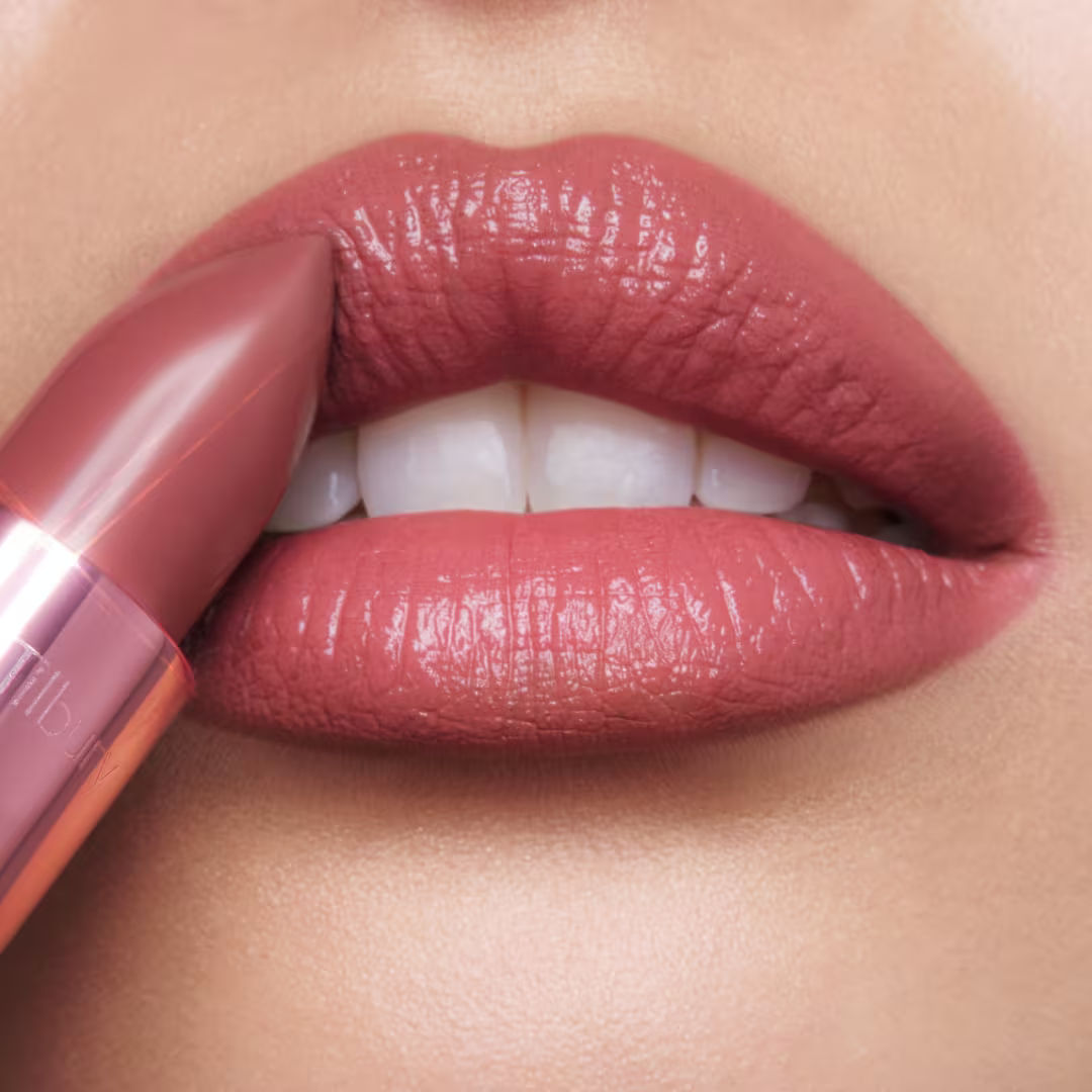 Long Lasting Matte Liquid Lipstick - Waterproof & Smudge Proof - Velvety Smooth Finish - Perfect for Parties, Dates & Everyday Wear