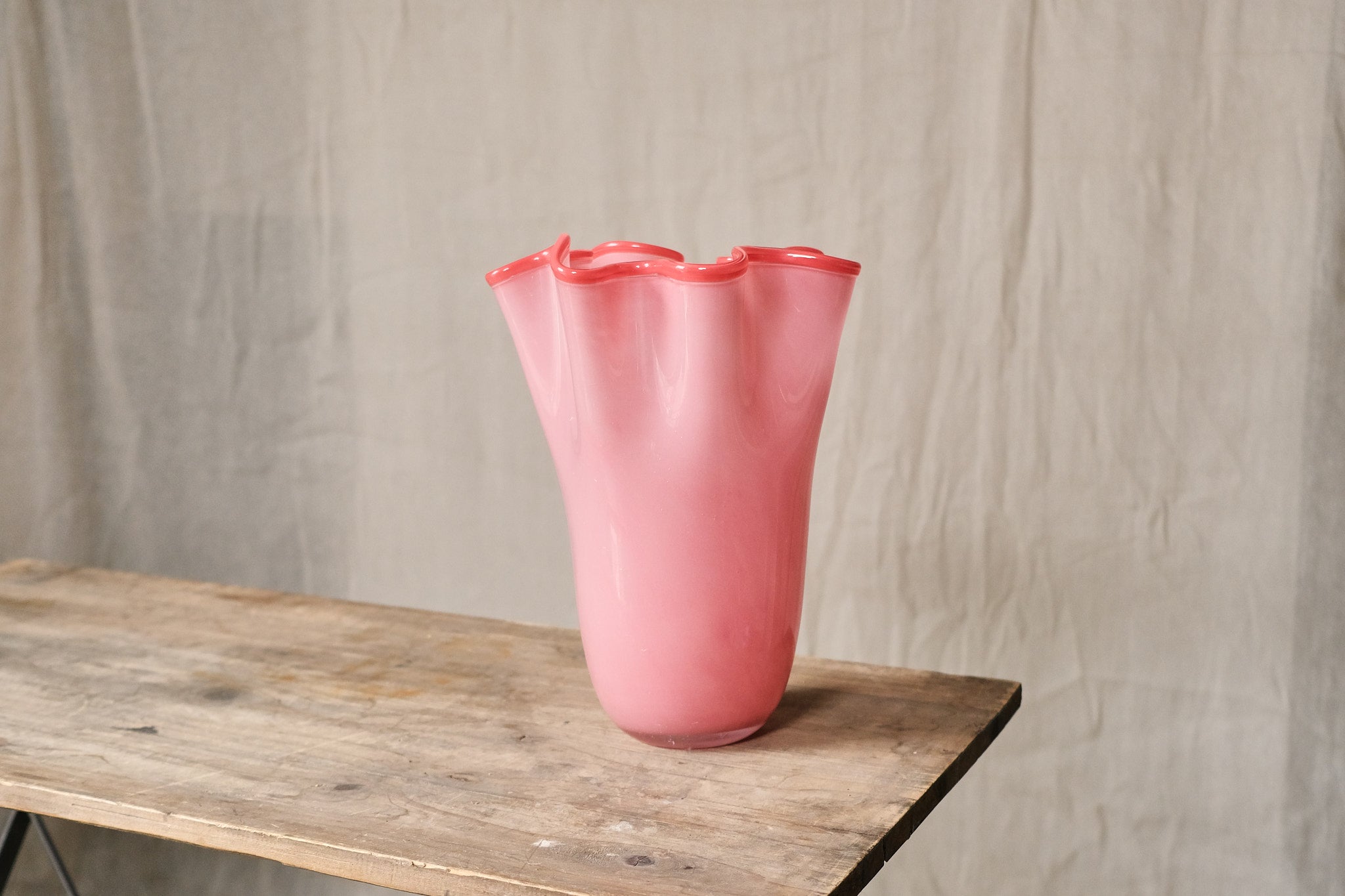 Elegant Bright Pink Ruffle Vase - Handcrafted Ceramic Home Decor for Floral Arrangements, Wedding Centerpieces & Boho Chic Interior Design