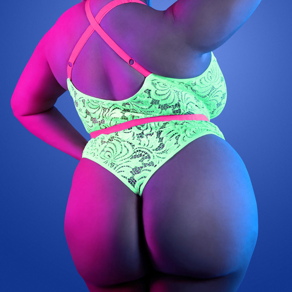 Fantasy Lingerie Glow Spotlight Plunging Floral Lace Teddy for Curvy Women - Sexy Lingerie Set for Date Night & Boudoir Photography