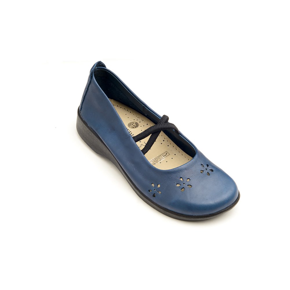 Arcopedico Women's Leather Flower Sandals - Comfortable & Stylish Slip-On Shoes for Walking, Travel, and Casual Wear