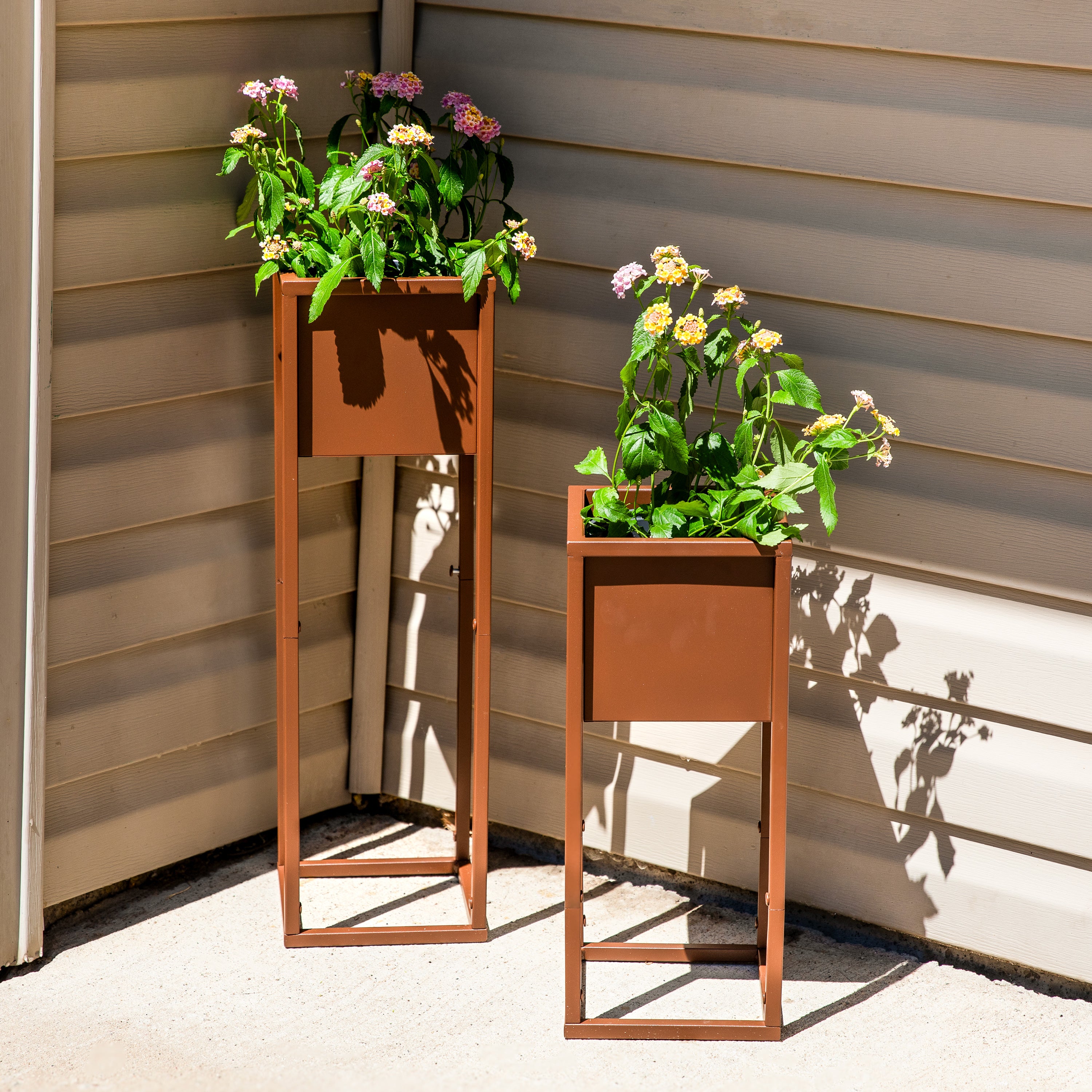 Modern Metal Planter Boxes with Legs - 19.75