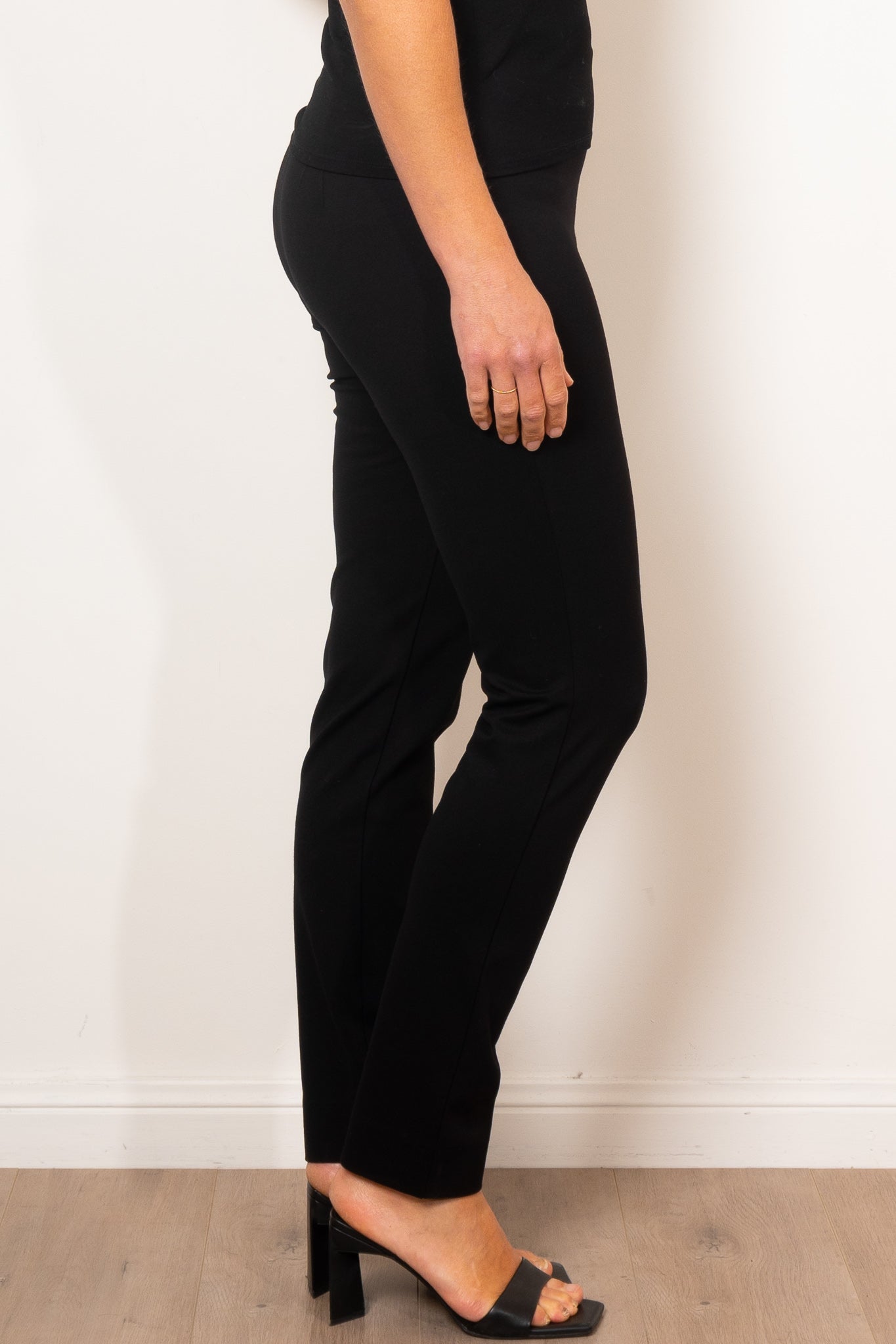 M.E.L. Seamless High Waist Yoga Leggings for Women - Tummy Control Workout Pants - Comfortable & Stretchy for Gym, Running, Lounge & Everyday Wear