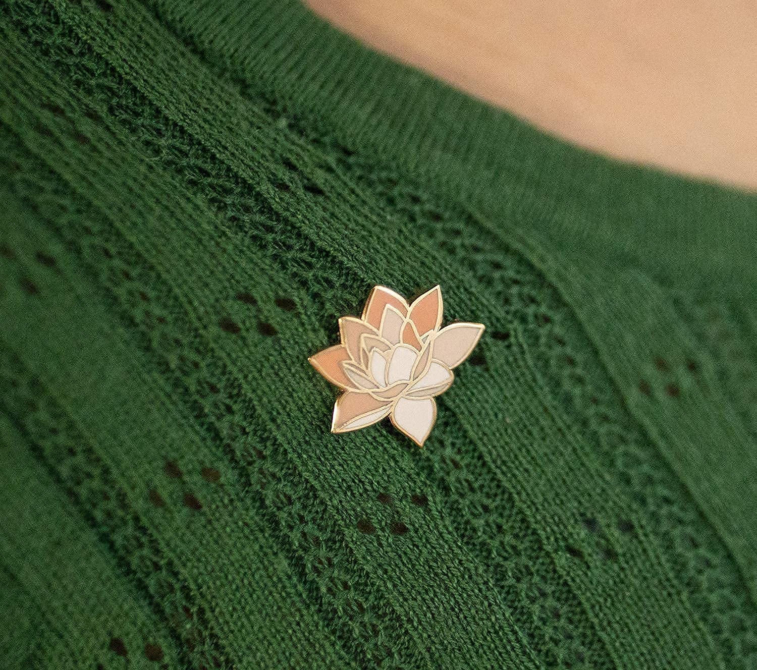 Pink Lotus Flower Brooch Pin - Elegant Hard Enamel Jewelry Charm for Women - Perfect Plant Lover Gift & Mother's Day Present - Ideal for Weddings, Parties, and Special Occasions