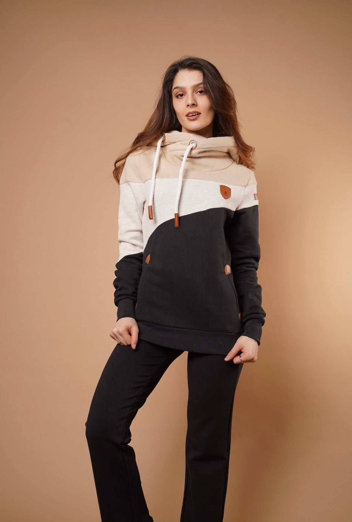 Lensa Black Mix Hoodie for Men & Women - Stylish Unisex Pullover with Kangaroo Pocket - Perfect for Casual Wear, Gym, and Outdoor Activities