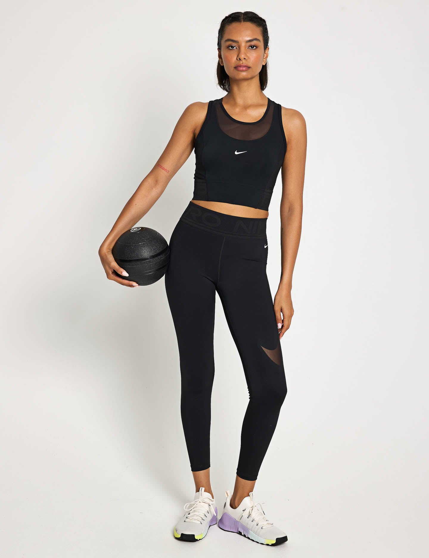 Nike Pro Dri-FIT Cropped Workout Tank Top for Women - Moisture-Wicking, Breathable & Quick-Dry - Black/White - Perfect for Gym, Yoga & Running