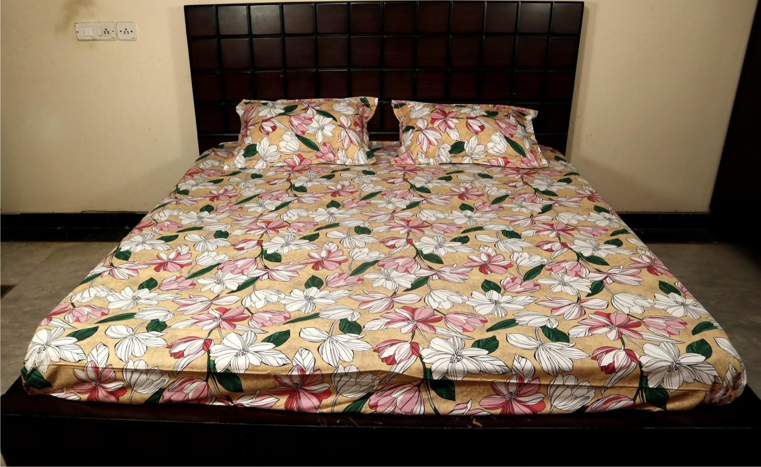 100% Pure Cotton King Size Bed Sheet Set - 4-Piece Double Bed Sheets with 2 Pillowcases (7075 Green) | Soft Breathable Bedding for Hotels, Guest Rooms & Master Bedrooms