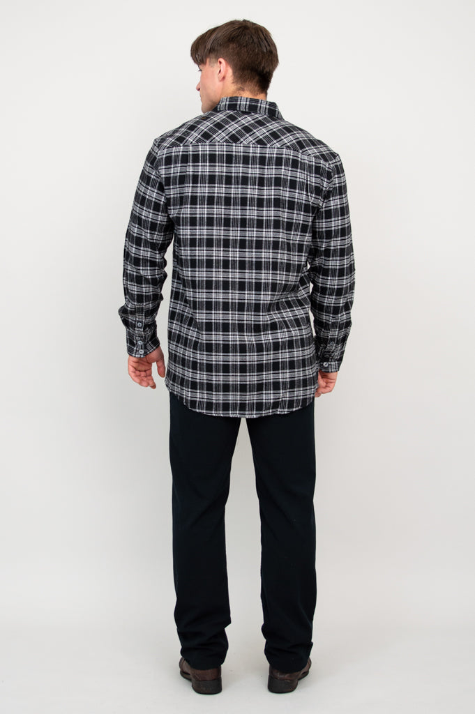 Men's Retro Plaid Cotton Shirt in Black - Stylish Casual Wear for Everyday Outfits and Office Looks