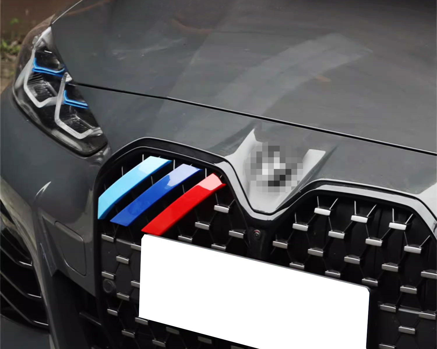 BMW G22 G23 4 Series M Color Stripe Diamond Grille Insert Trims (2021+ Models) - Sporty Front Grille Upgrade for Enhanced Style & Performance