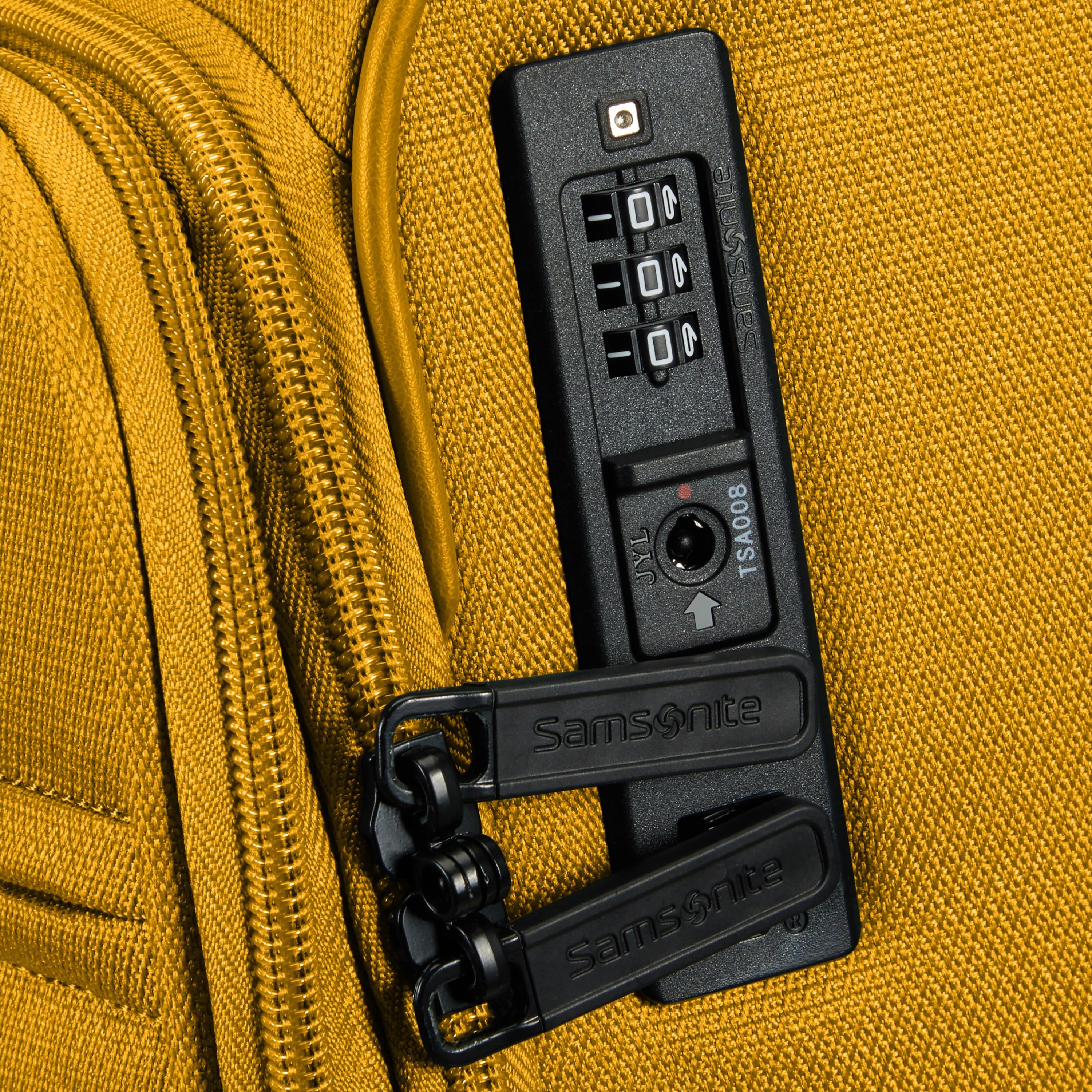 Samsonite Vaycay Spinner Medium Expandable Luggage - 28