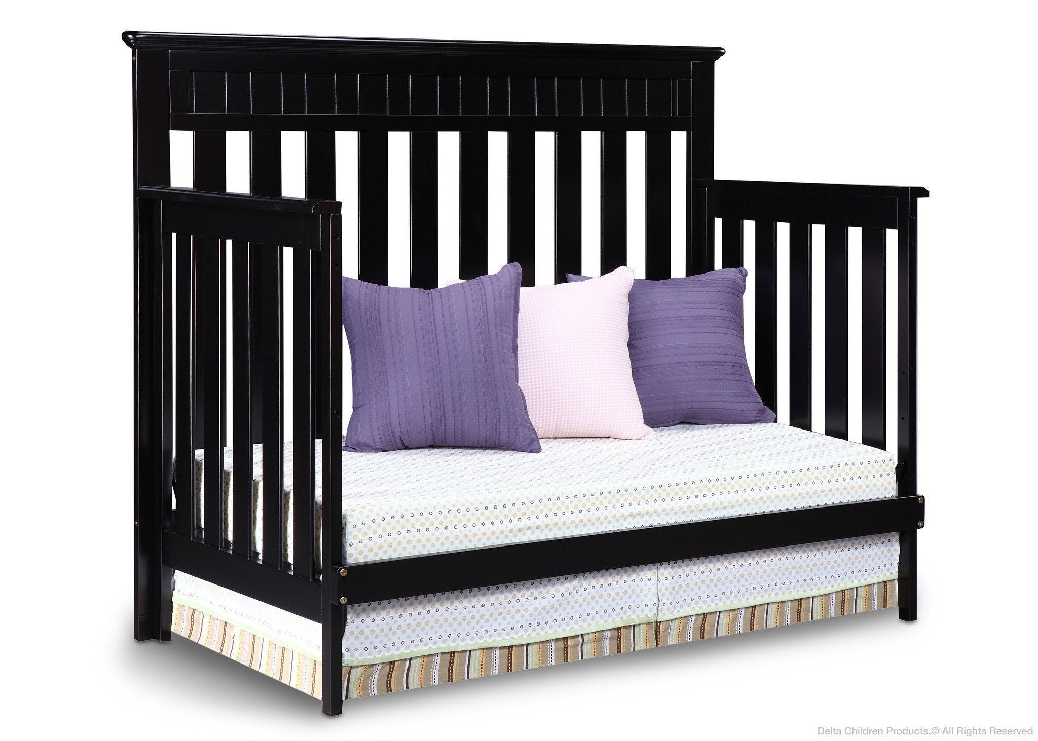 Chalet 4-in-1 Convertible Baby Crib - Adjustable Height Wooden Crib with Toddler Bed & Daybed Conversion - Perfect for Nursery, Bedroom & Small Spaces