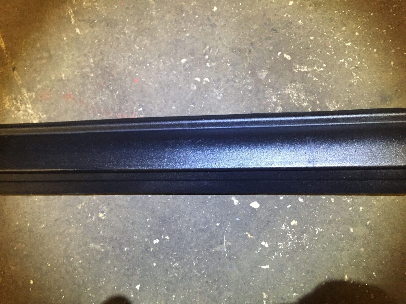 2008 Honda Pilot Left Driver Side Rocker Panel Skirt Molding OEM Replacement Part - Perfect for Car Body Repair & Restoration Projects